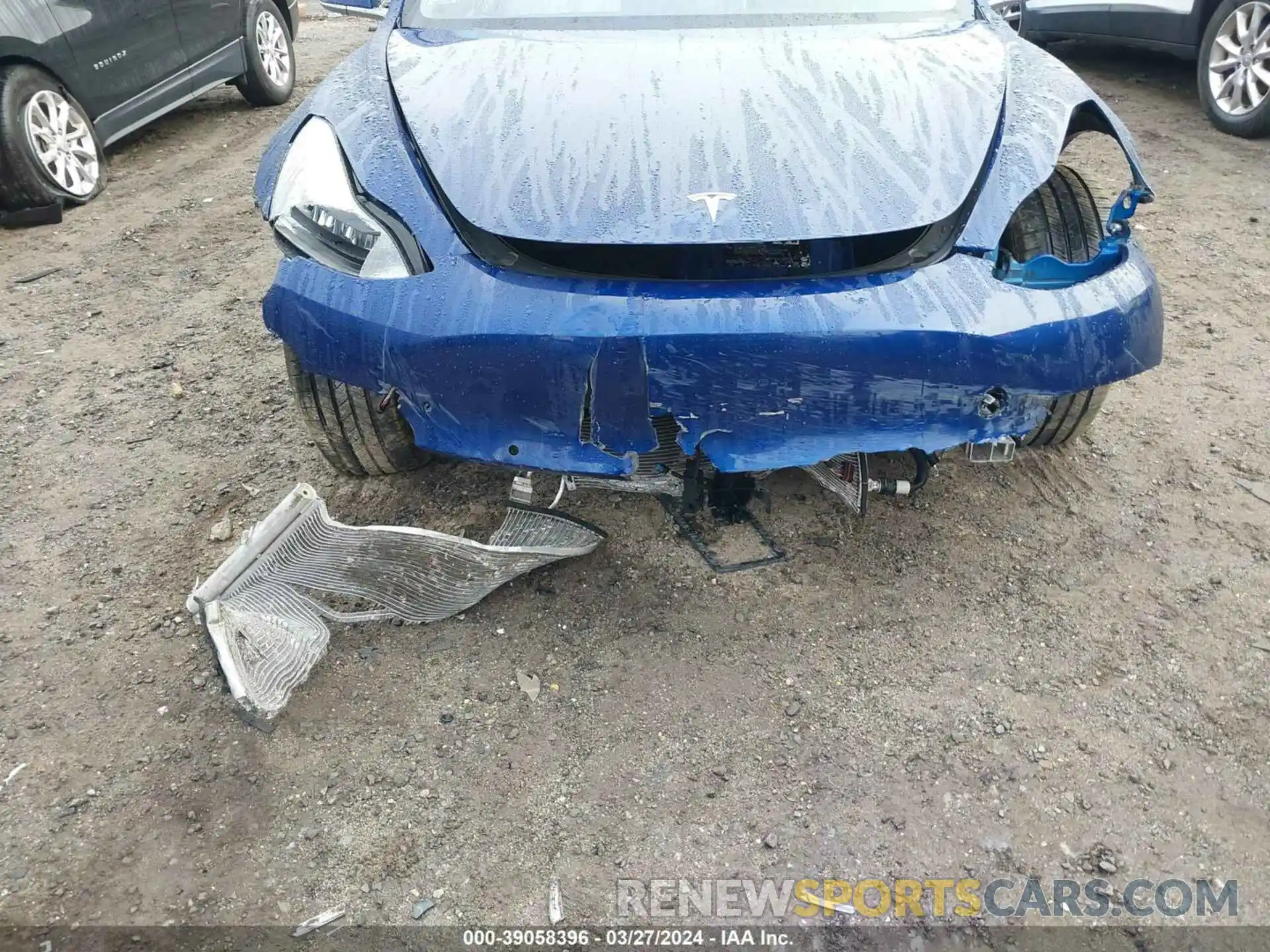 6 Photograph of a damaged car 5YJ3E1EA7LF615138 TESLA MODEL 3 2020