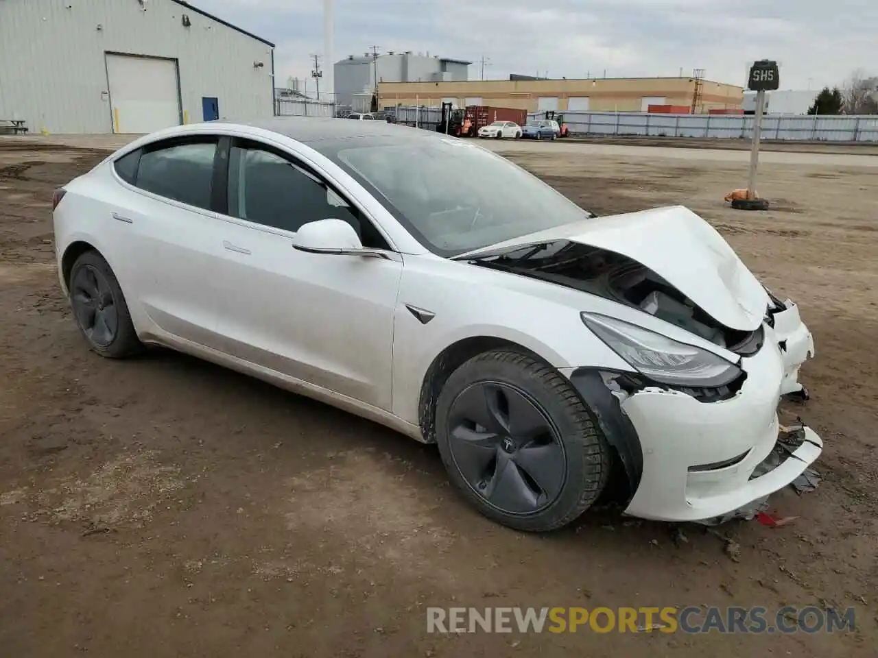 4 Photograph of a damaged car 5YJ3E1EA7LF625586 TESLA MODEL 3 2020