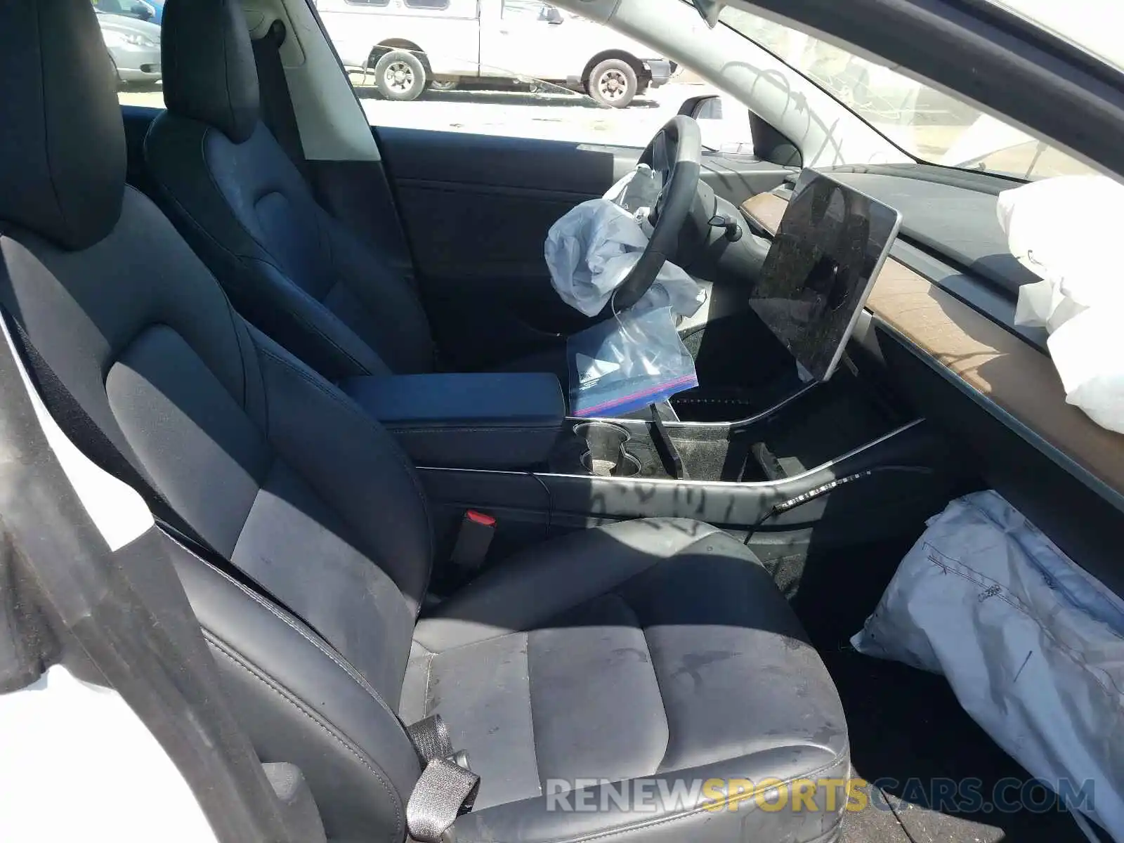 5 Photograph of a damaged car 5YJ3E1EA7LF631792 TESLA MODEL 3 2020