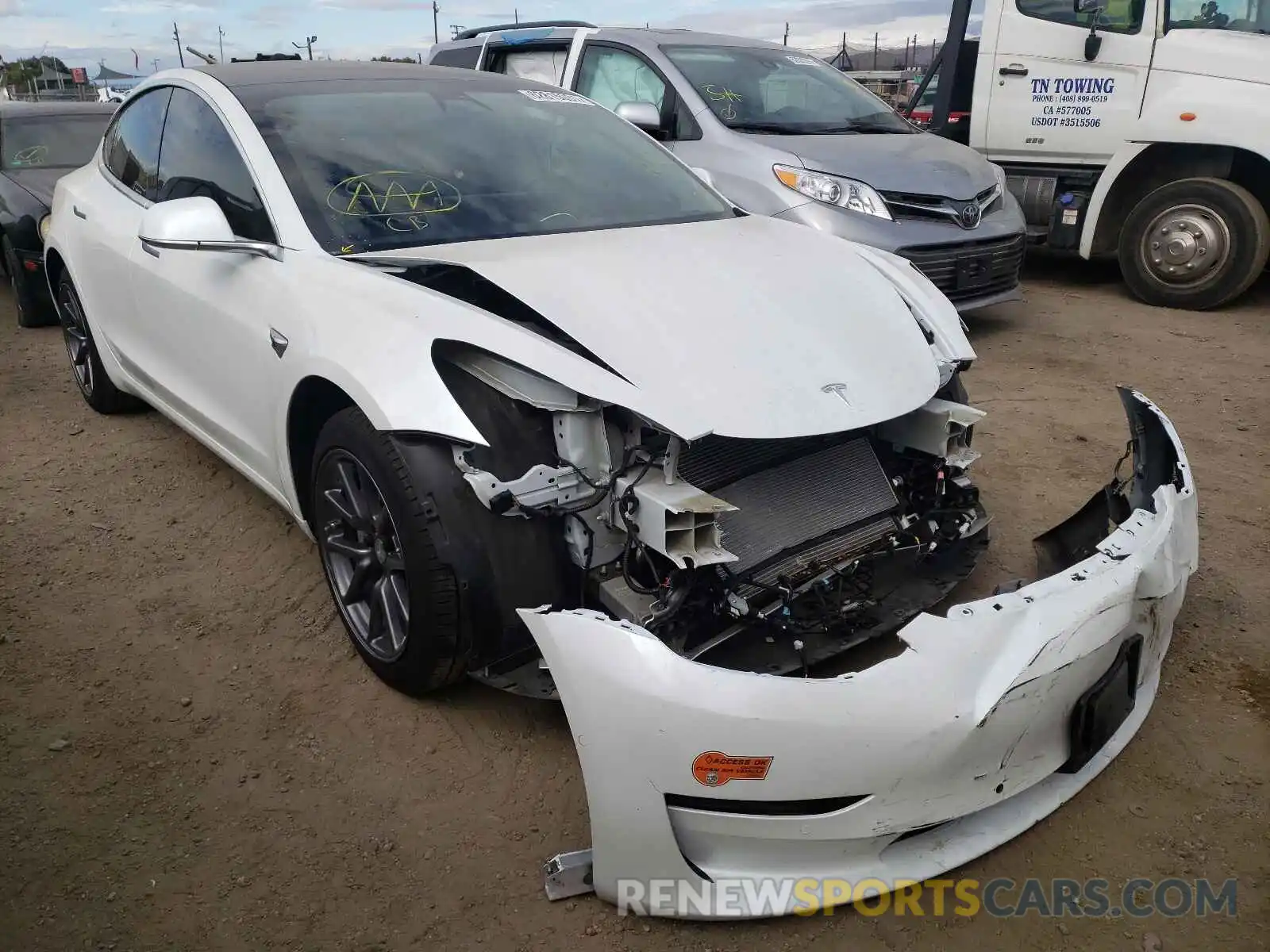 1 Photograph of a damaged car 5YJ3E1EA7LF633459 TESLA MODEL 3 2020