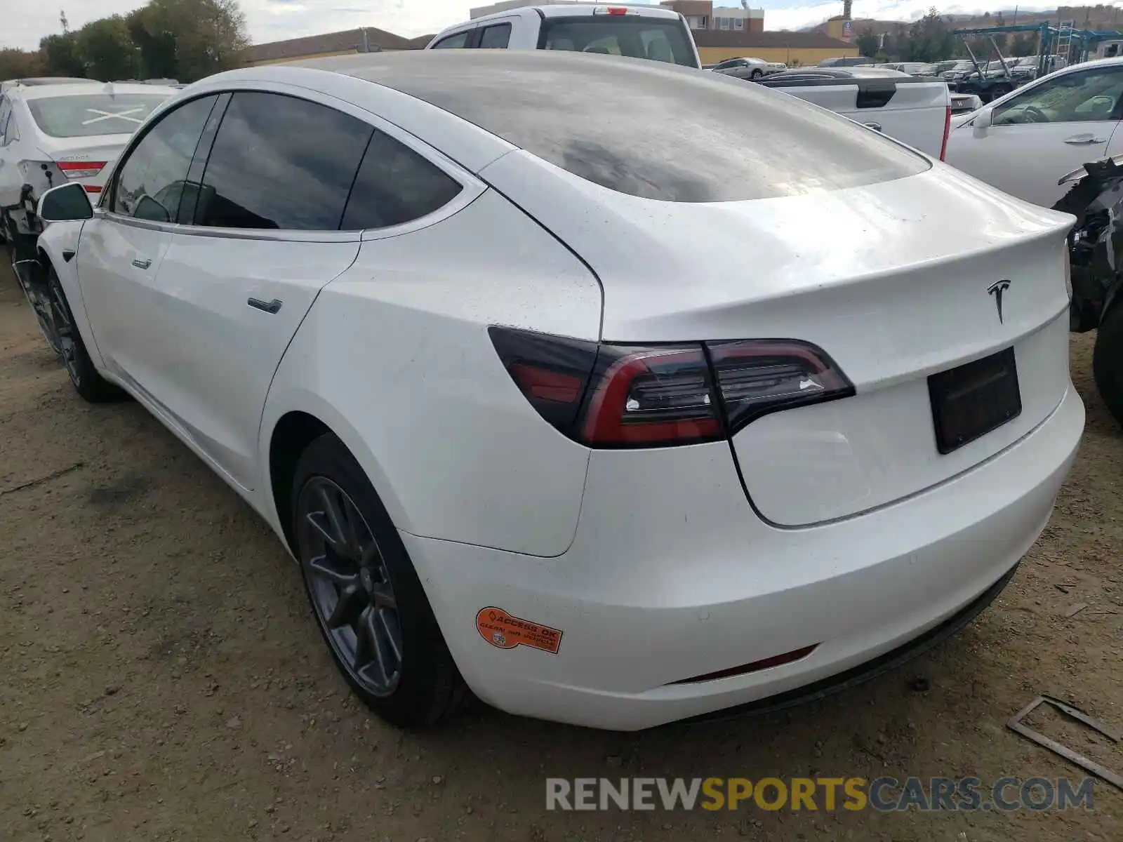 3 Photograph of a damaged car 5YJ3E1EA7LF633459 TESLA MODEL 3 2020