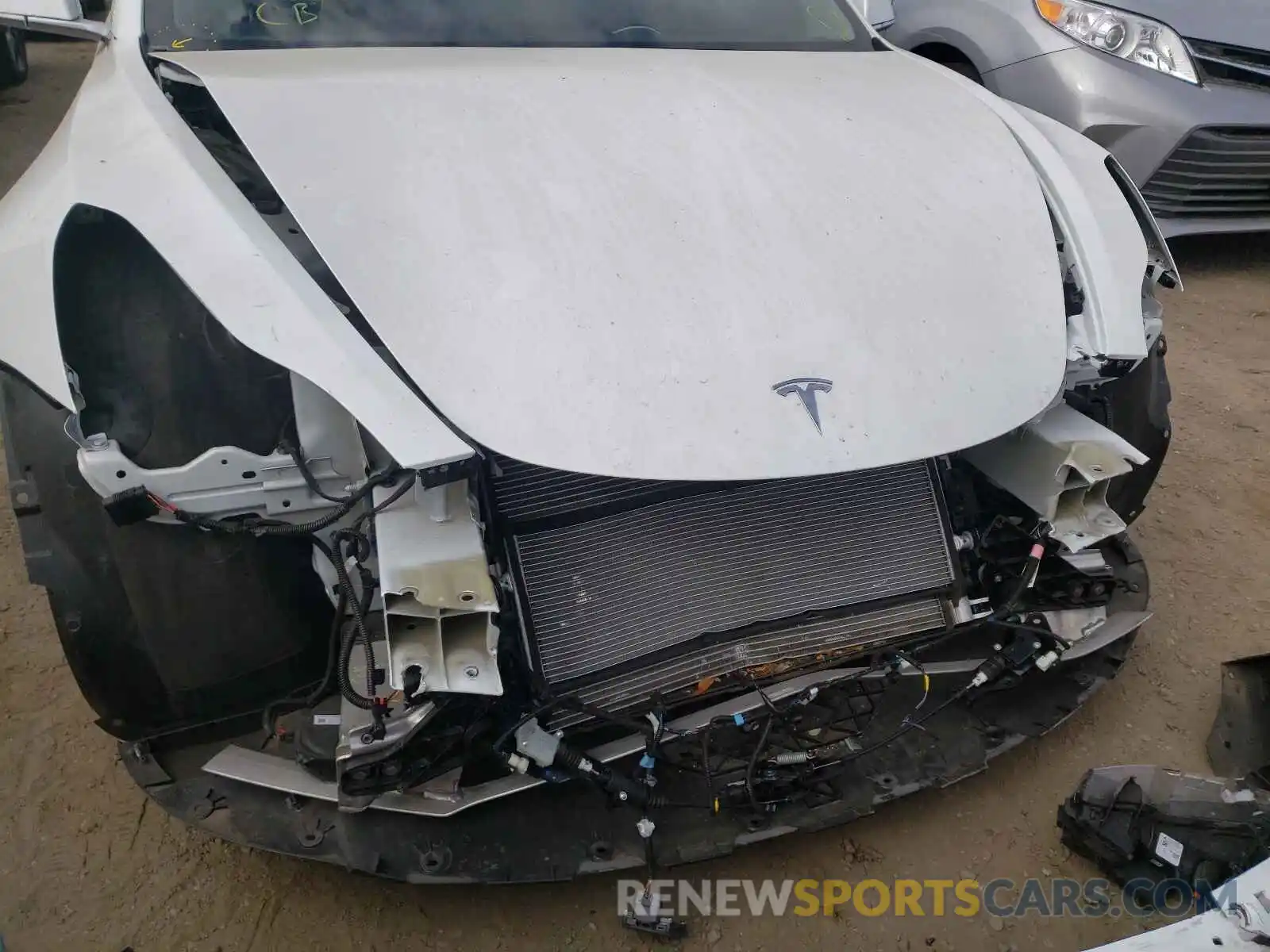 9 Photograph of a damaged car 5YJ3E1EA7LF633459 TESLA MODEL 3 2020