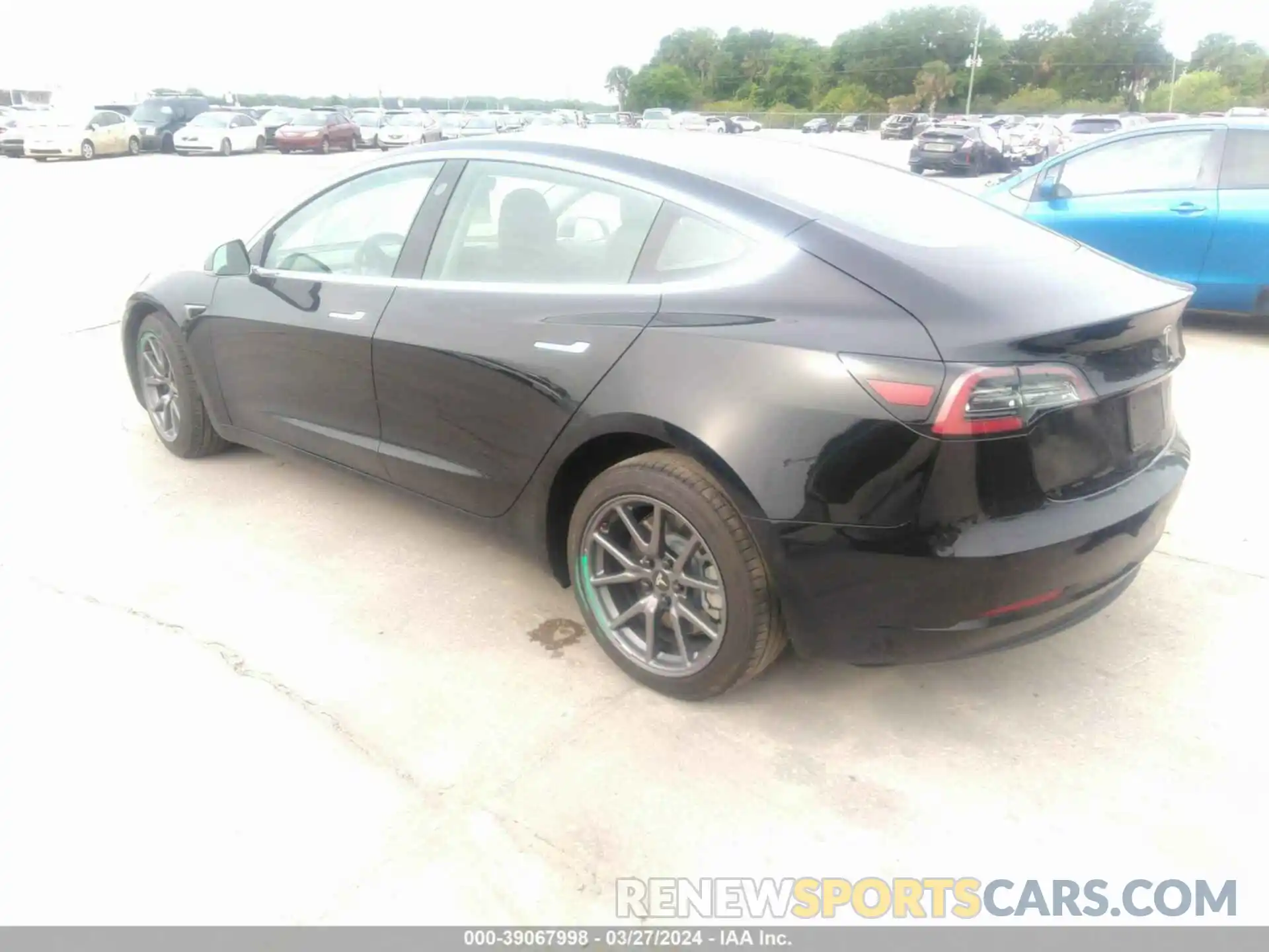 3 Photograph of a damaged car 5YJ3E1EA7LF657566 TESLA MODEL 3 2020