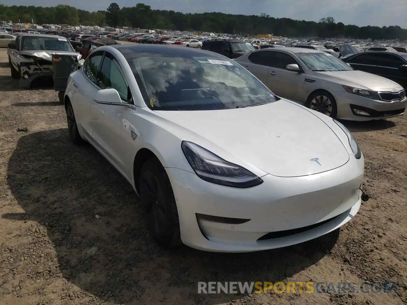 1 Photograph of a damaged car 5YJ3E1EA7LF659043 TESLA MODEL 3 2020