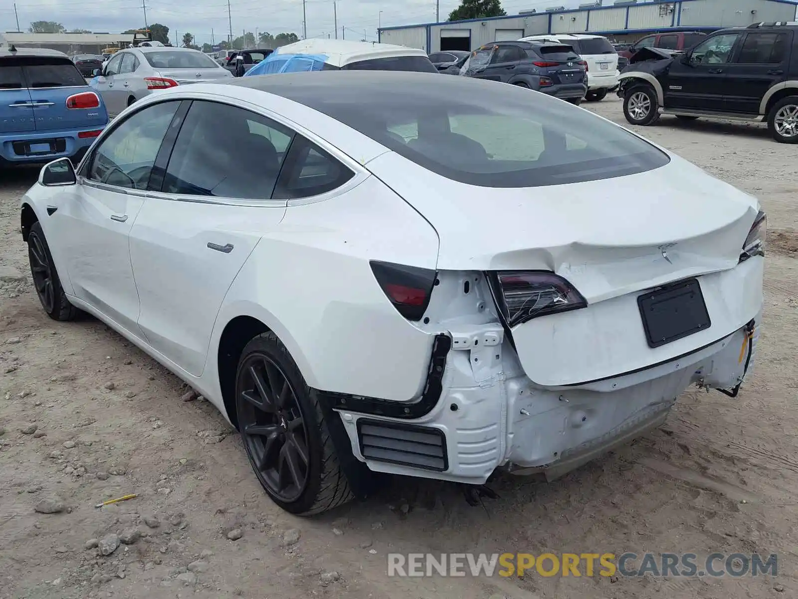 3 Photograph of a damaged car 5YJ3E1EA7LF659169 TESLA MODEL 3 2020