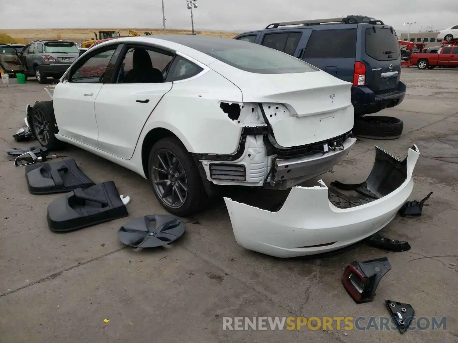 3 Photograph of a damaged car 5YJ3E1EA7LF659754 TESLA MODEL 3 2020