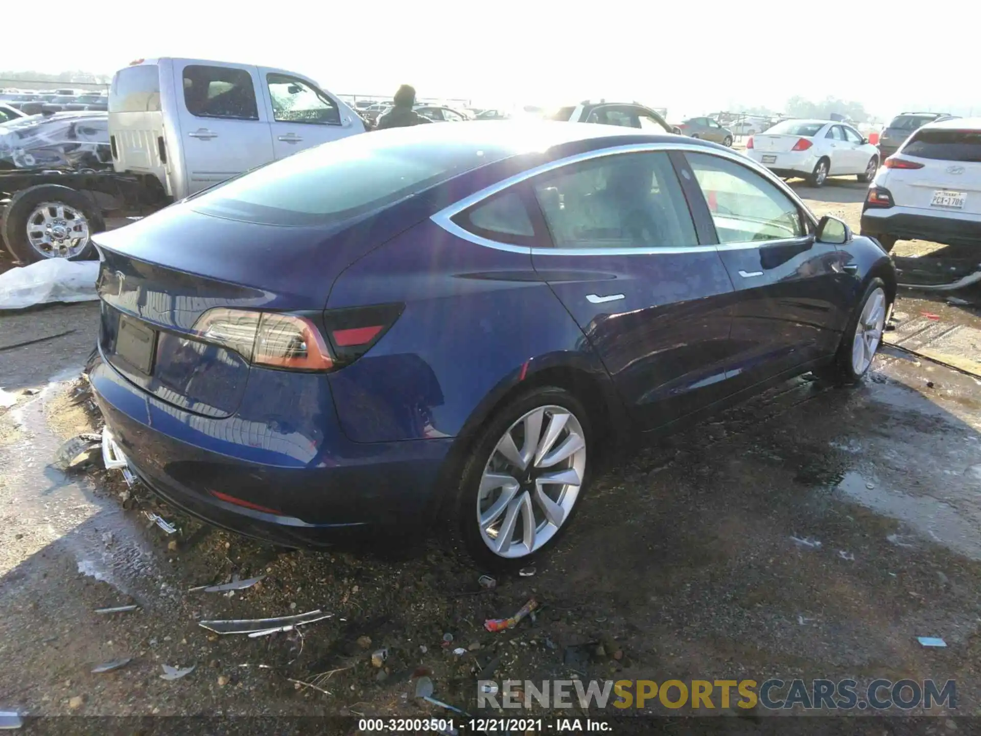 4 Фотография поврежденного автомобиля 5YJ3E1EA7LF661312 TESLA MODEL 3 2020