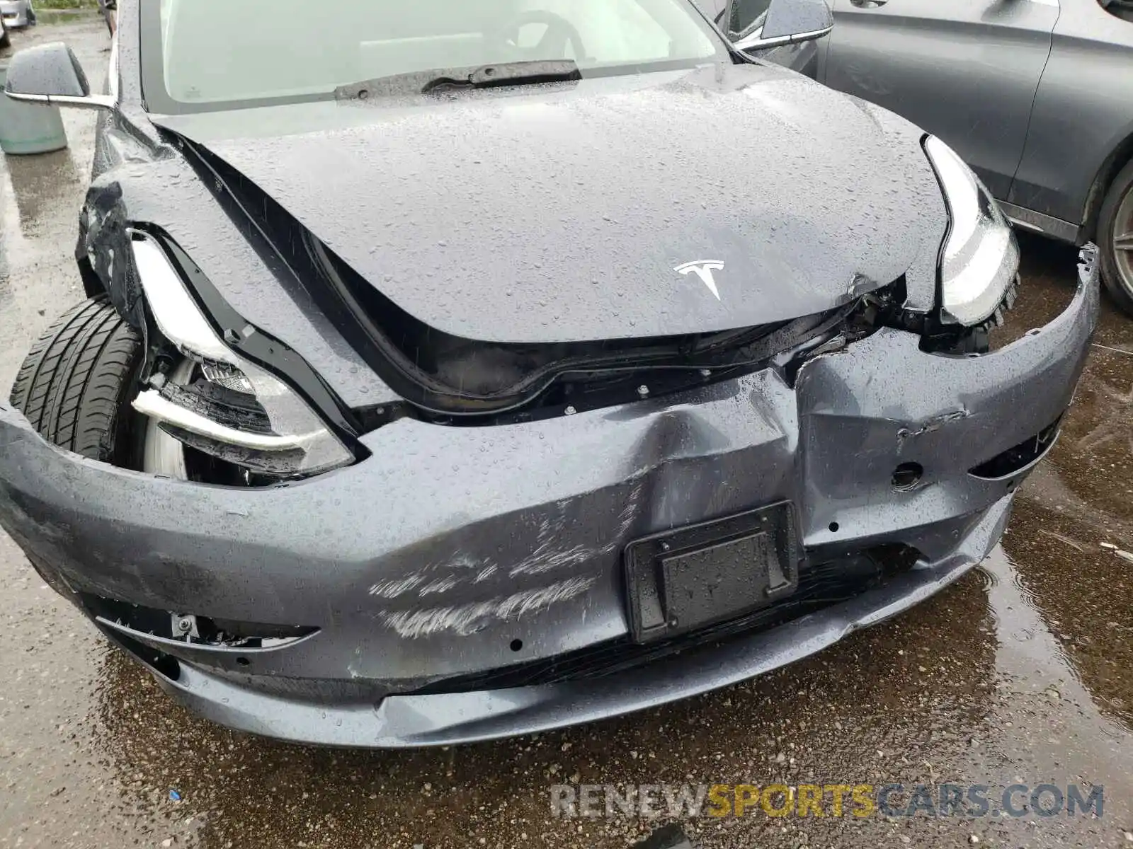 9 Photograph of a damaged car 5YJ3E1EA7LF670186 TESLA MODEL 3 2020