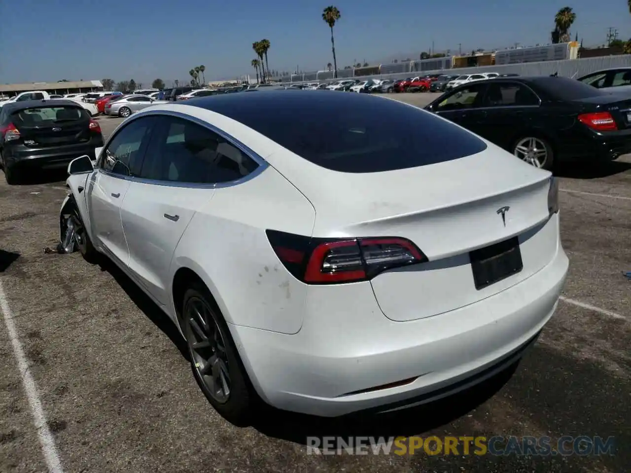 3 Photograph of a damaged car 5YJ3E1EA7LF710072 TESLA MODEL 3 2020