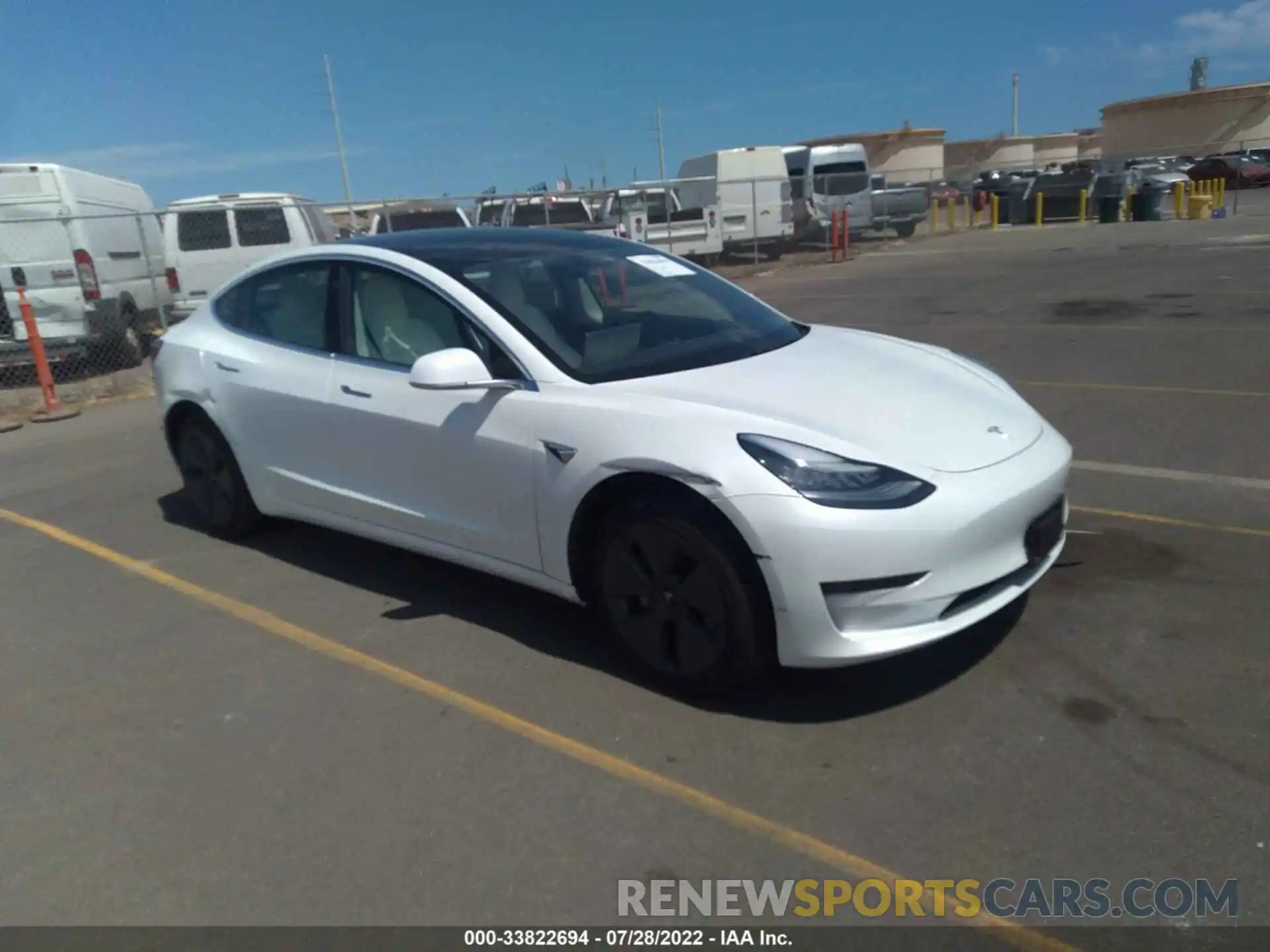 1 Photograph of a damaged car 5YJ3E1EA7LF718088 TESLA MODEL 3 2020