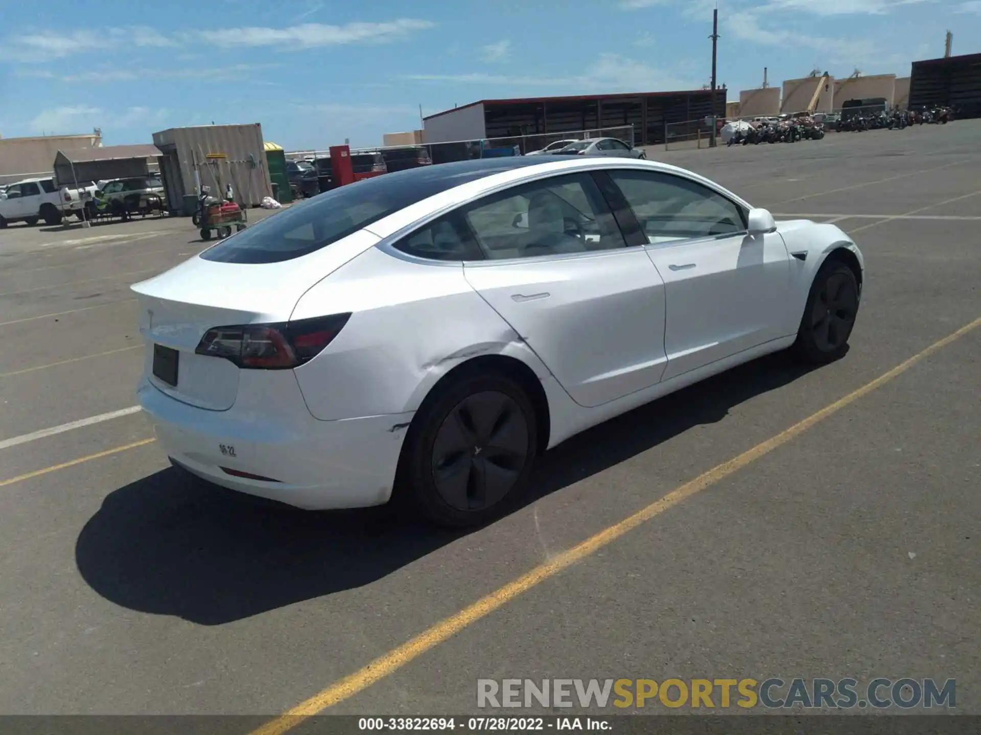 4 Photograph of a damaged car 5YJ3E1EA7LF718088 TESLA MODEL 3 2020