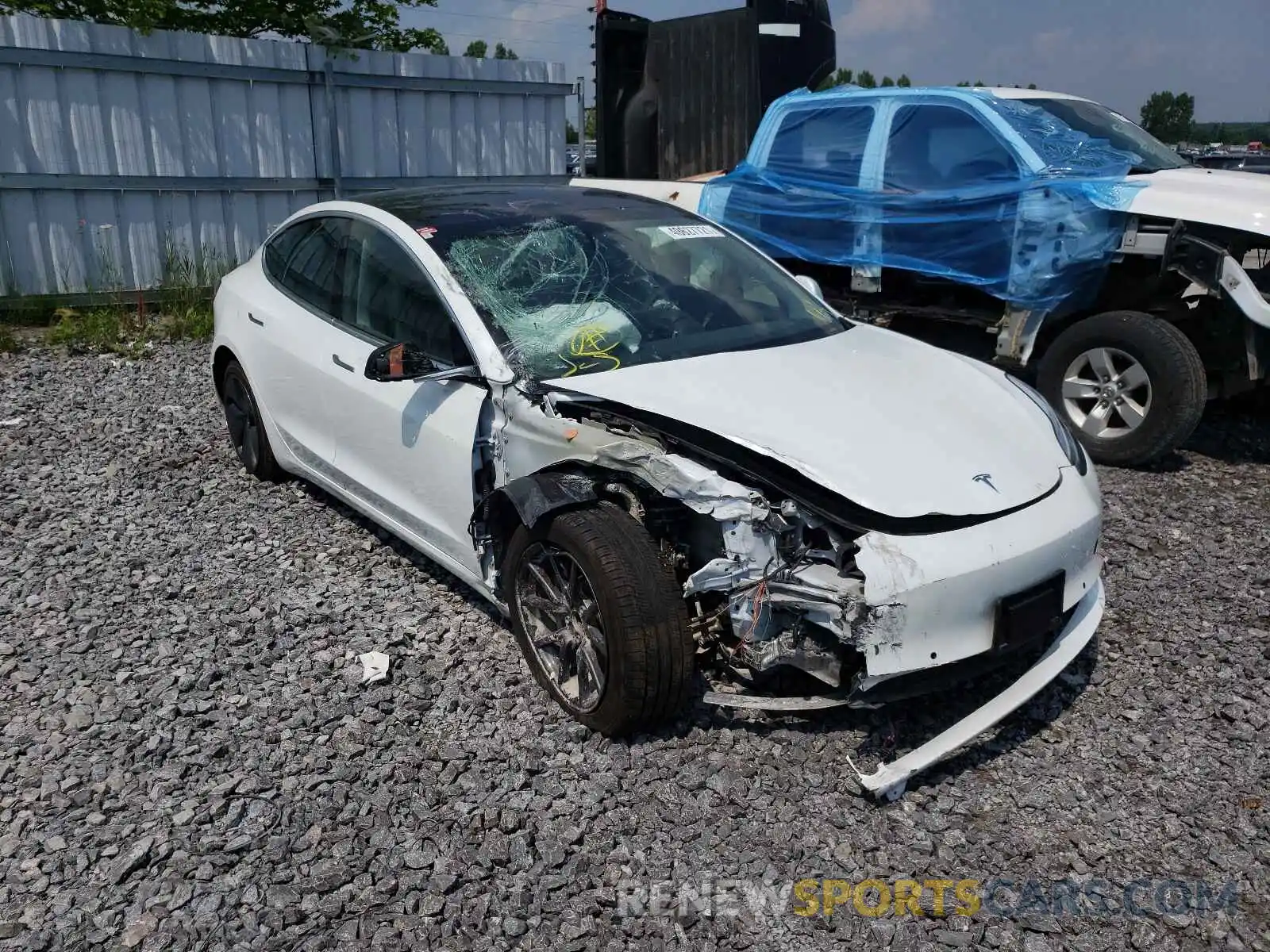 1 Photograph of a damaged car 5YJ3E1EA7LF738843 TESLA MODEL 3 2020