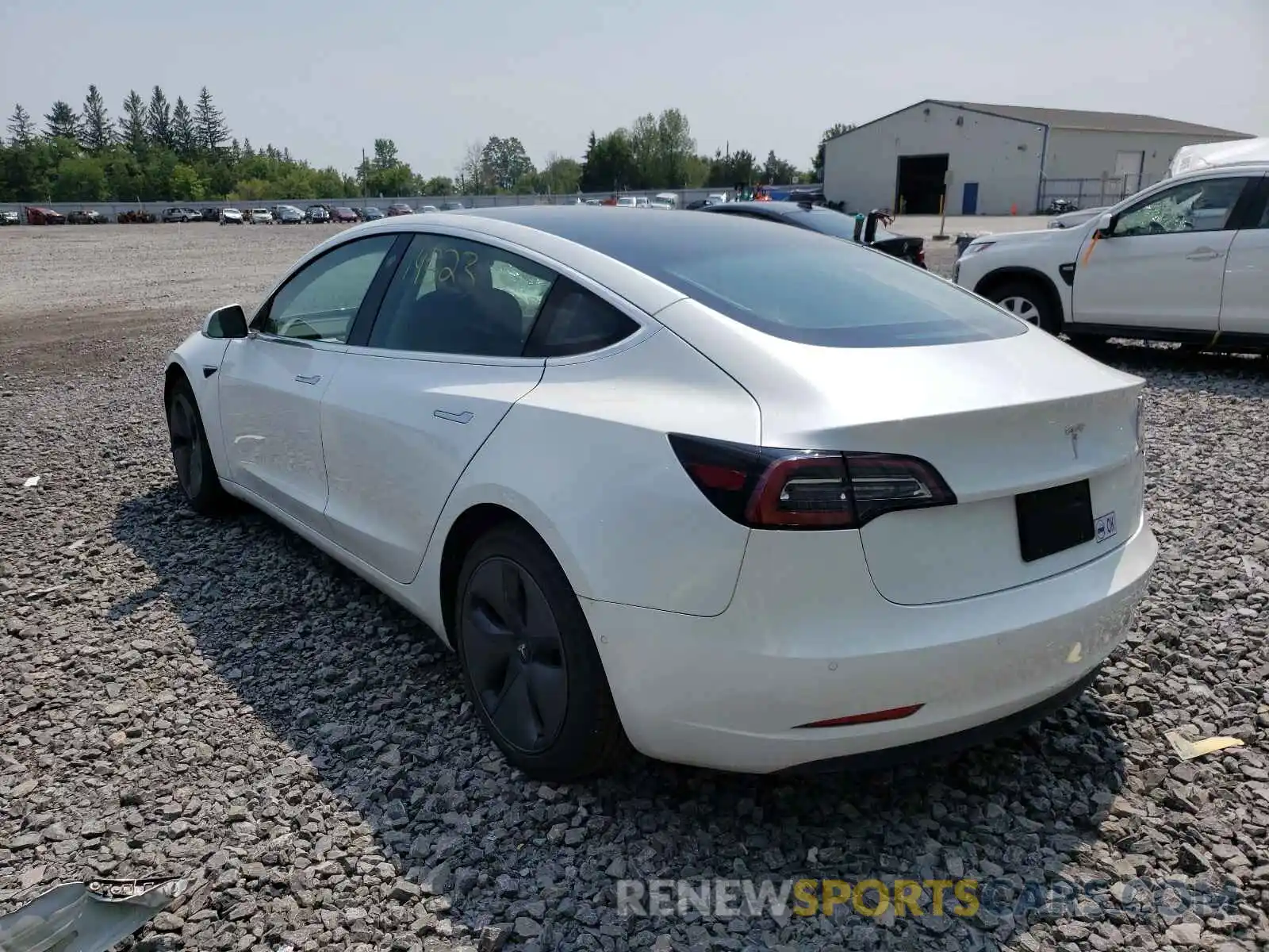 3 Photograph of a damaged car 5YJ3E1EA7LF738843 TESLA MODEL 3 2020