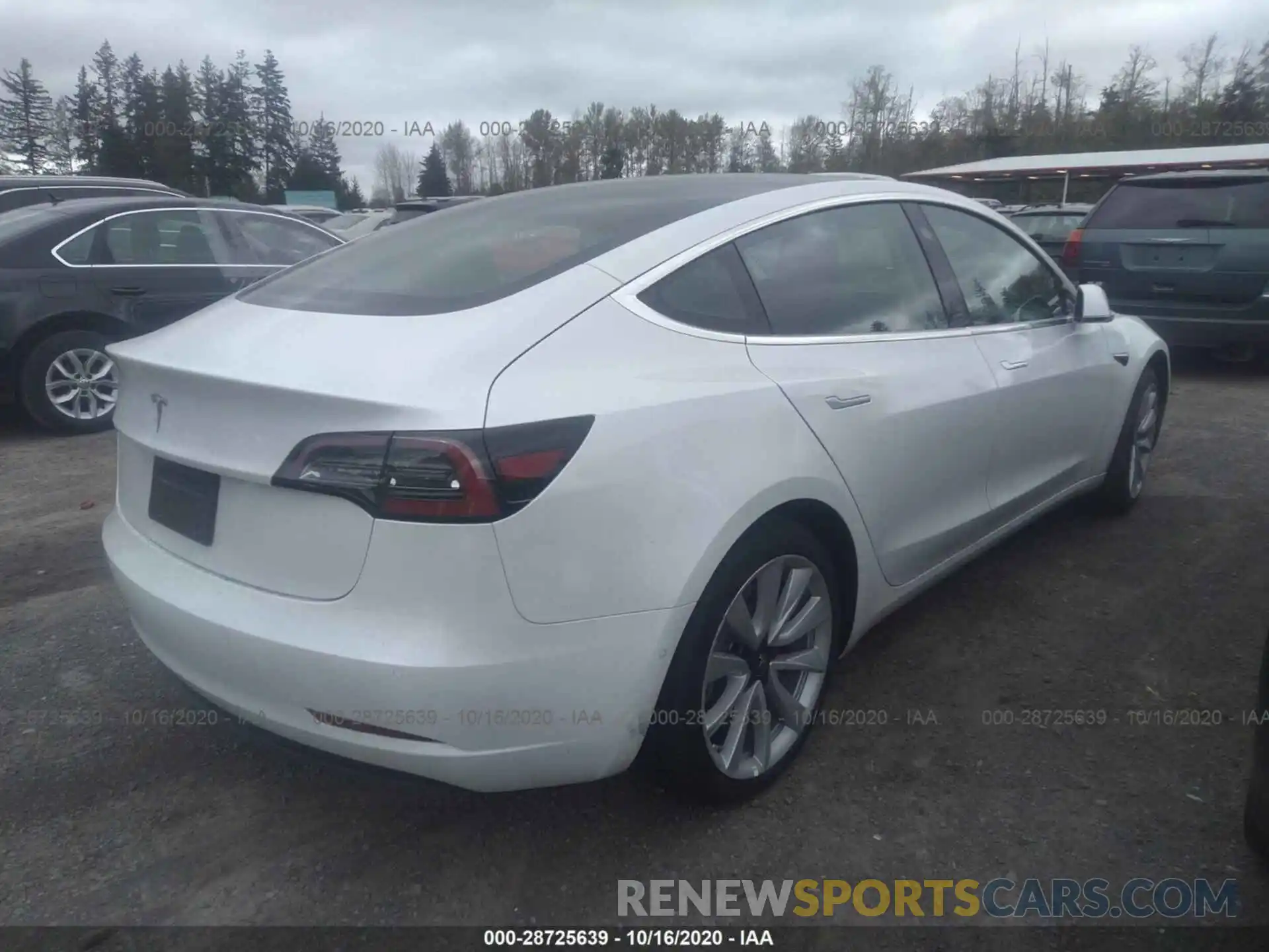 4 Фотография поврежденного автомобиля 5YJ3E1EA7LF745887 TESLA MODEL 3 2020