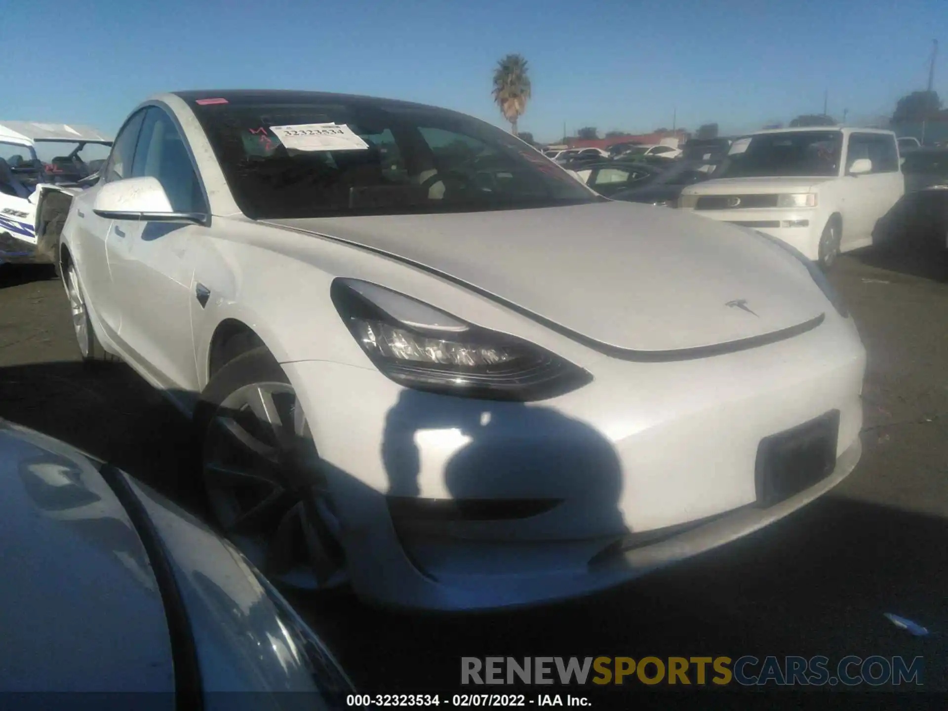 1 Photograph of a damaged car 5YJ3E1EA7LF745923 TESLA MODEL 3 2020