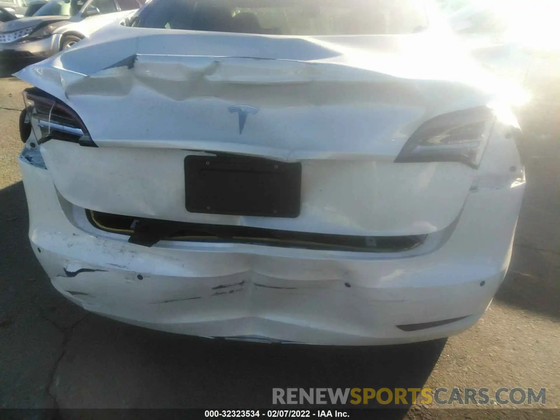 6 Photograph of a damaged car 5YJ3E1EA7LF745923 TESLA MODEL 3 2020