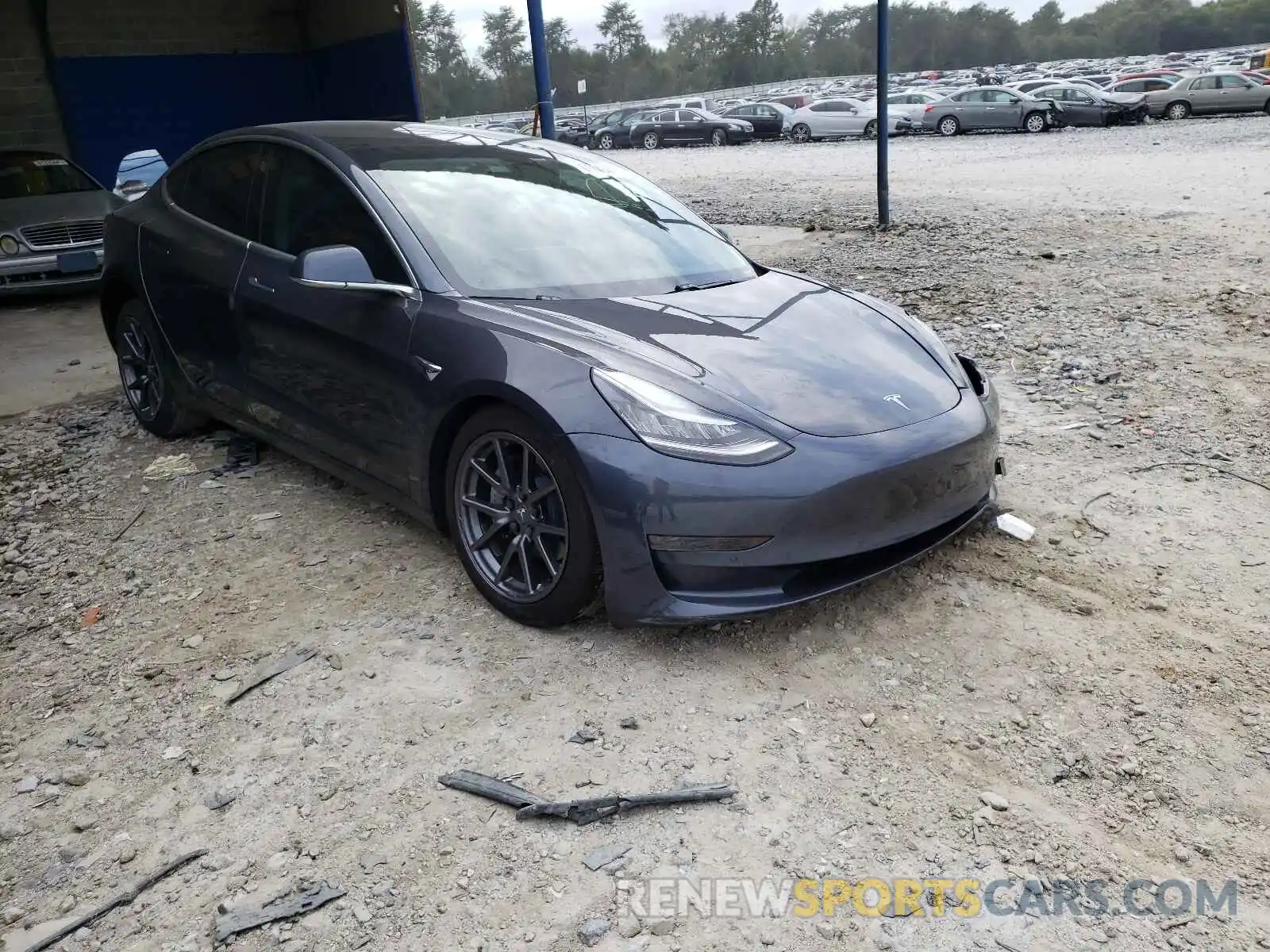 1 Photograph of a damaged car 5YJ3E1EA7LF784835 TESLA MODEL 3 2020