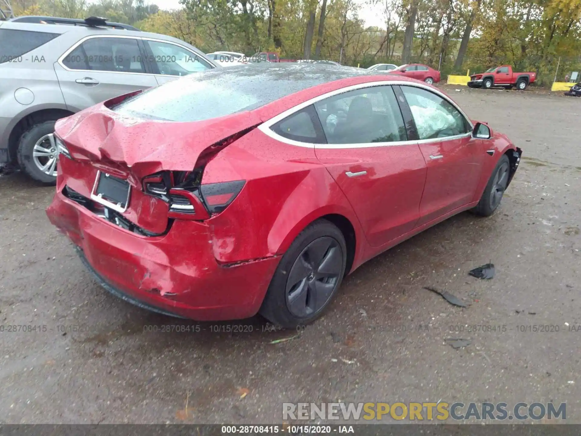 4 Photograph of a damaged car 5YJ3E1EA7LF784950 TESLA MODEL 3 2020