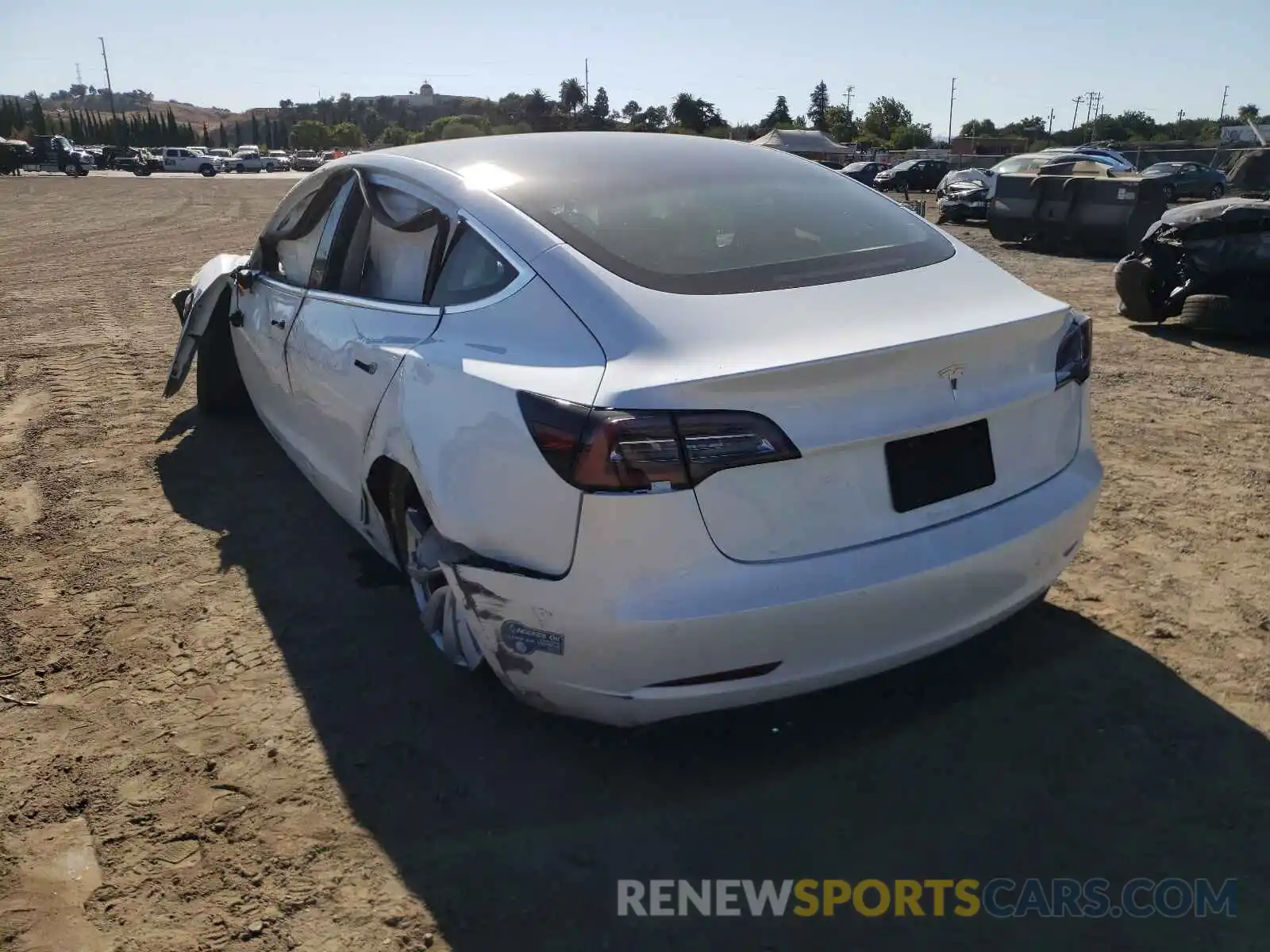 3 Photograph of a damaged car 5YJ3E1EA7LF797522 TESLA MODEL 3 2020