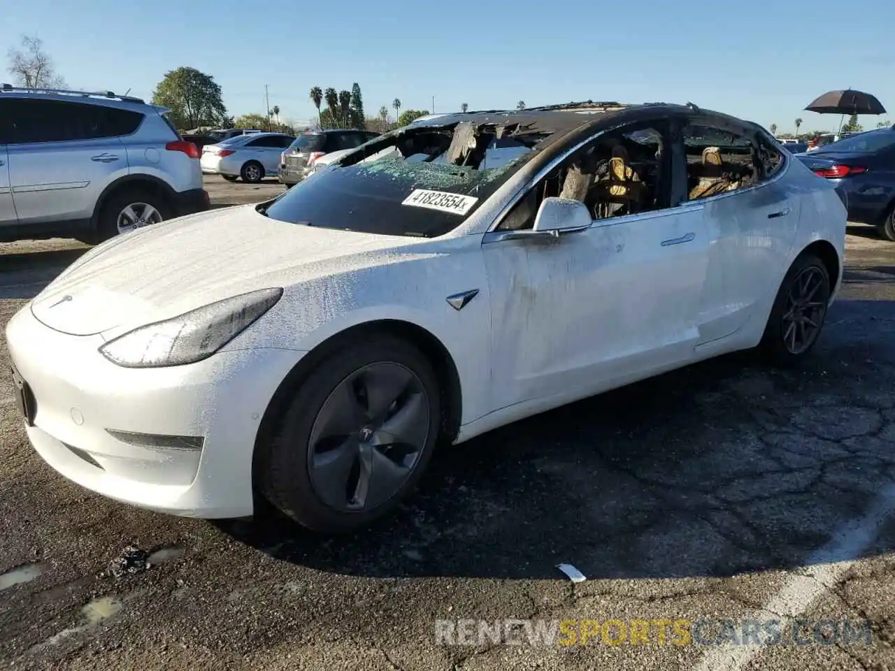 1 Photograph of a damaged car 5YJ3E1EA7LF805179 TESLA MODEL 3 2020