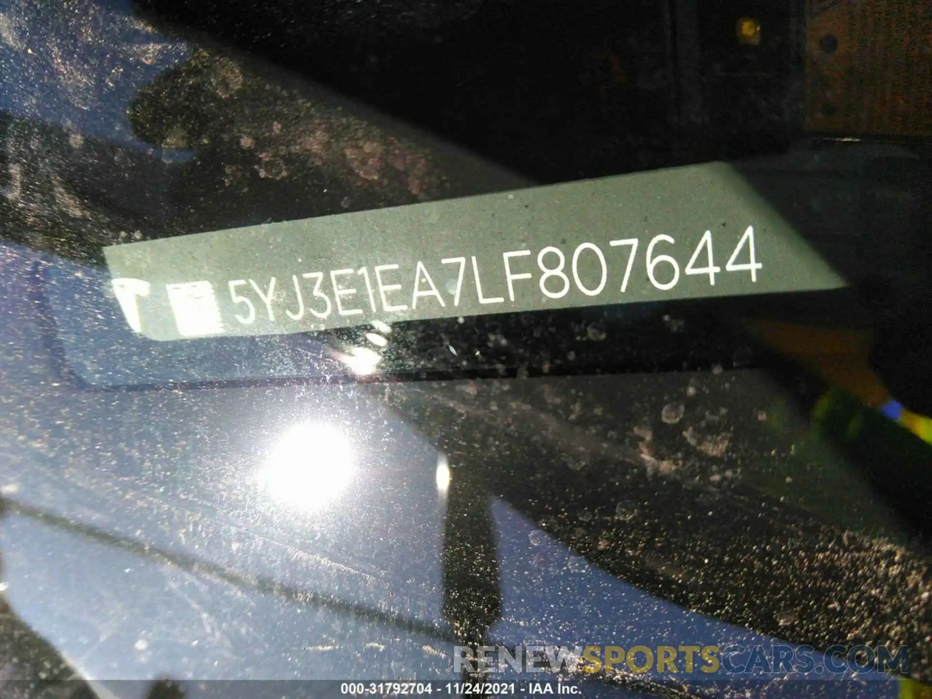 9 Photograph of a damaged car 5YJ3E1EA7LF807644 TESLA MODEL 3 2020