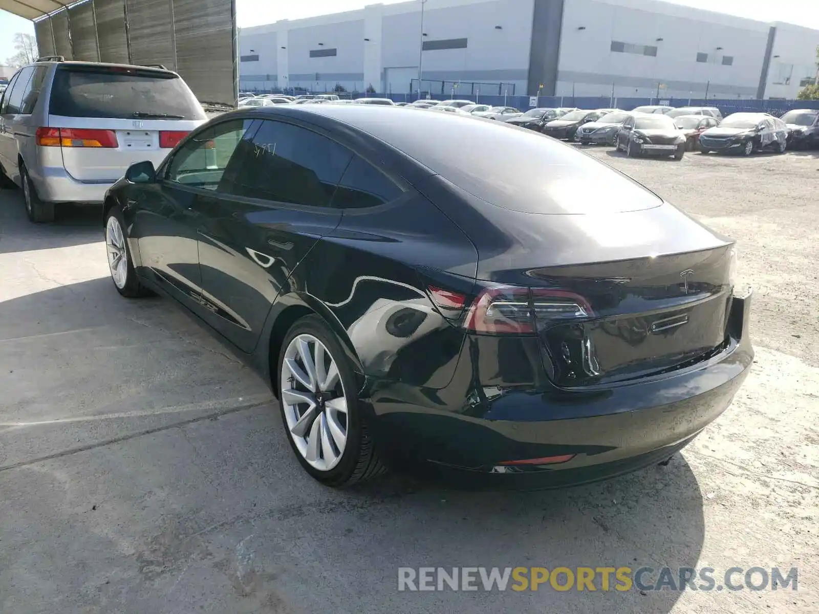 3 Photograph of a damaged car 5YJ3E1EA7LF807885 TESLA MODEL 3 2020