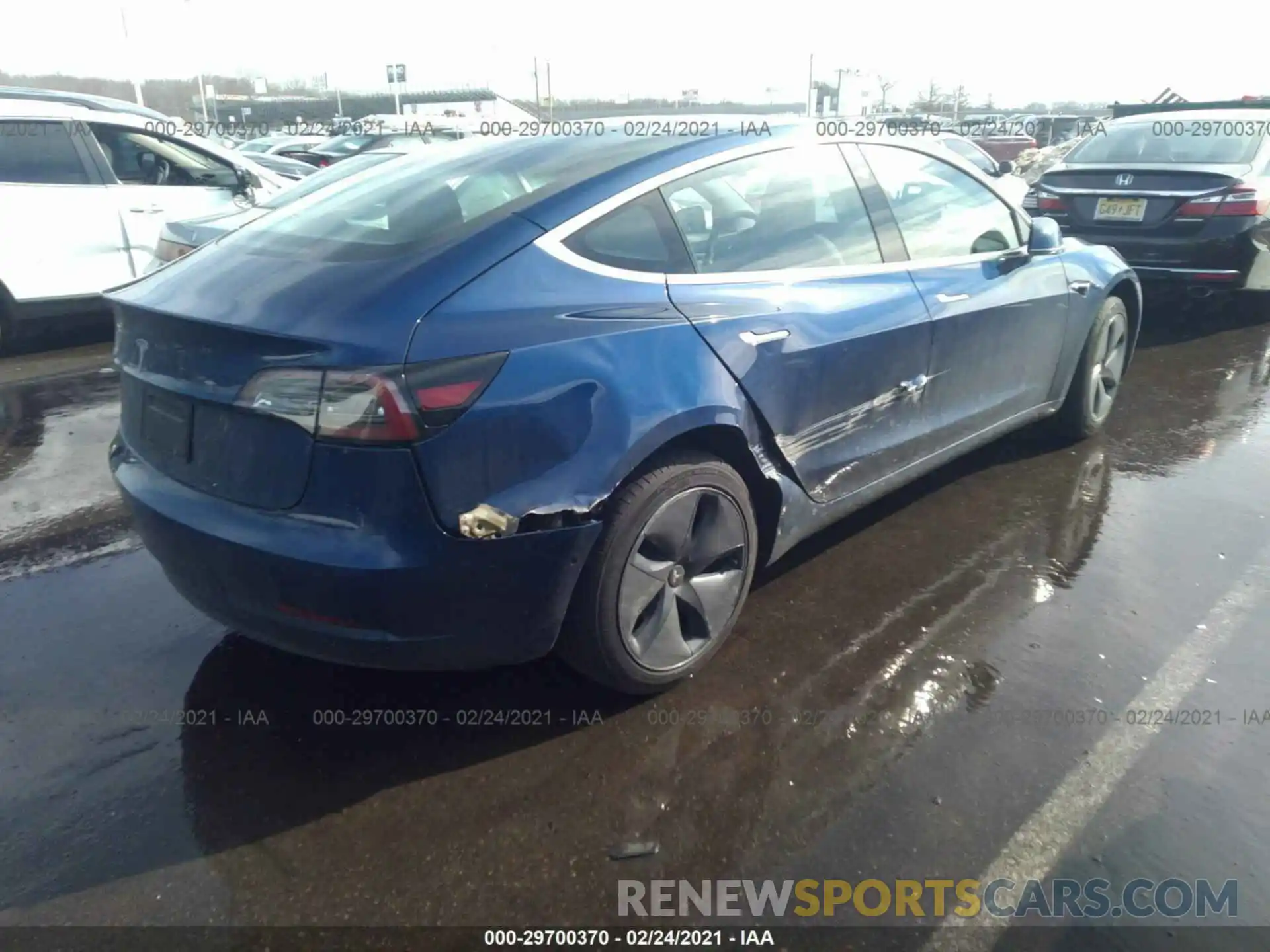 6 Photograph of a damaged car 5YJ3E1EA8LF476301 TESLA MODEL 3 2020