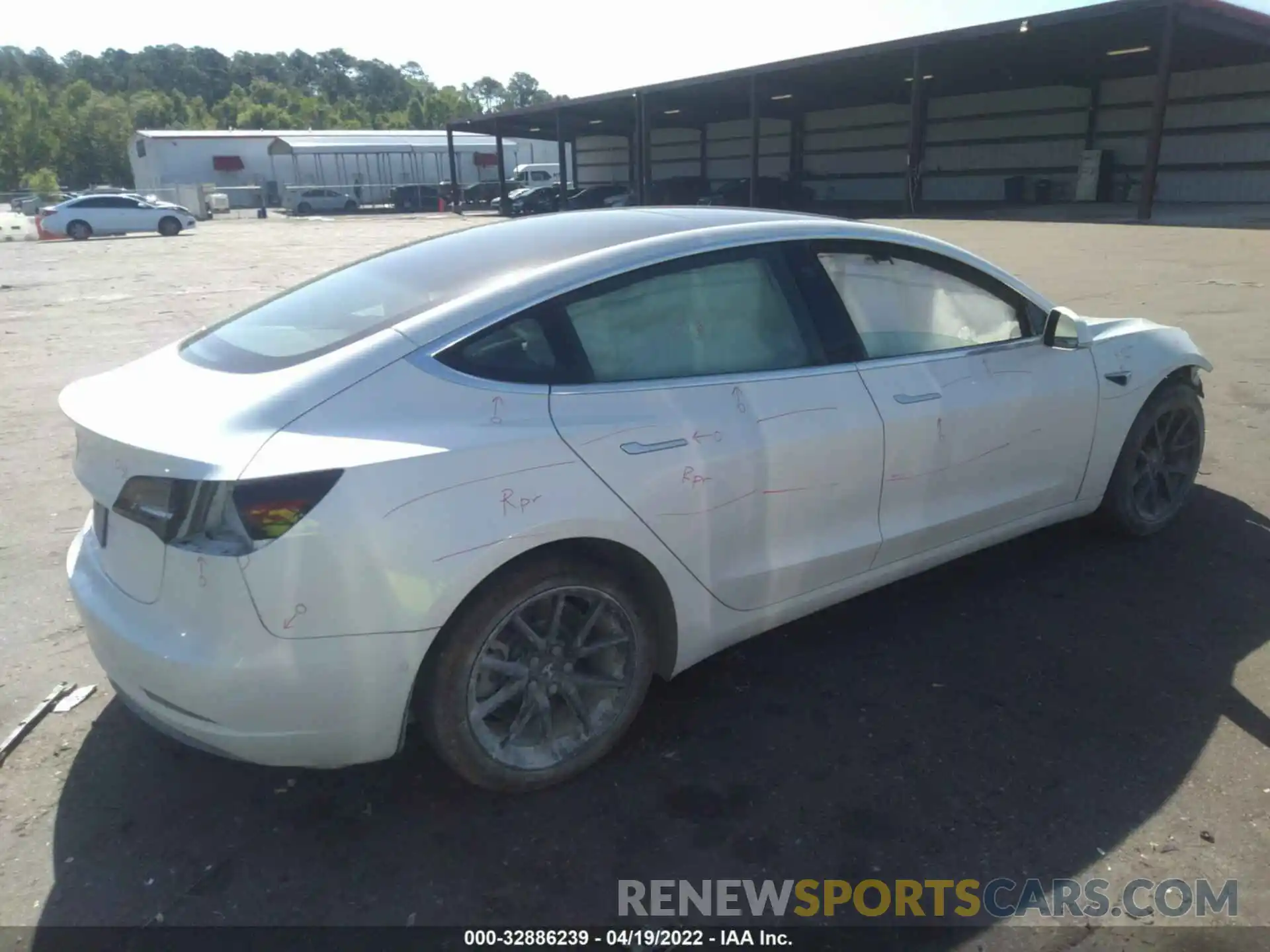 4 Photograph of a damaged car 5YJ3E1EA8LF504209 TESLA MODEL 3 2020