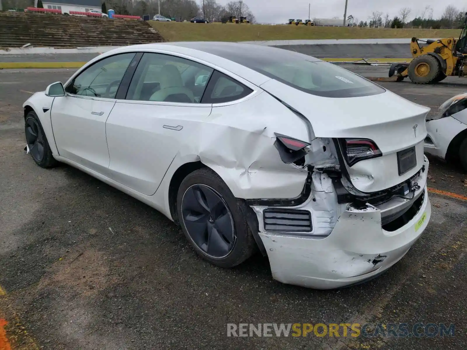 3 Photograph of a damaged car 5YJ3E1EA8LF591089 TESLA MODEL 3 2020