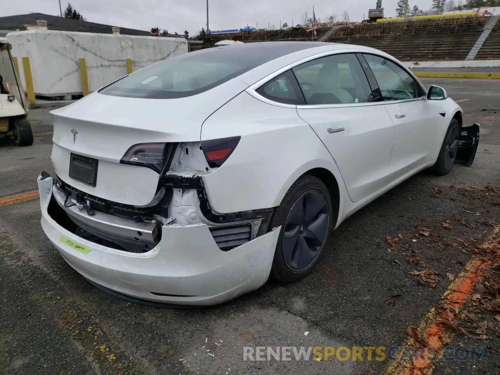 4 Photograph of a damaged car 5YJ3E1EA8LF591089 TESLA MODEL 3 2020