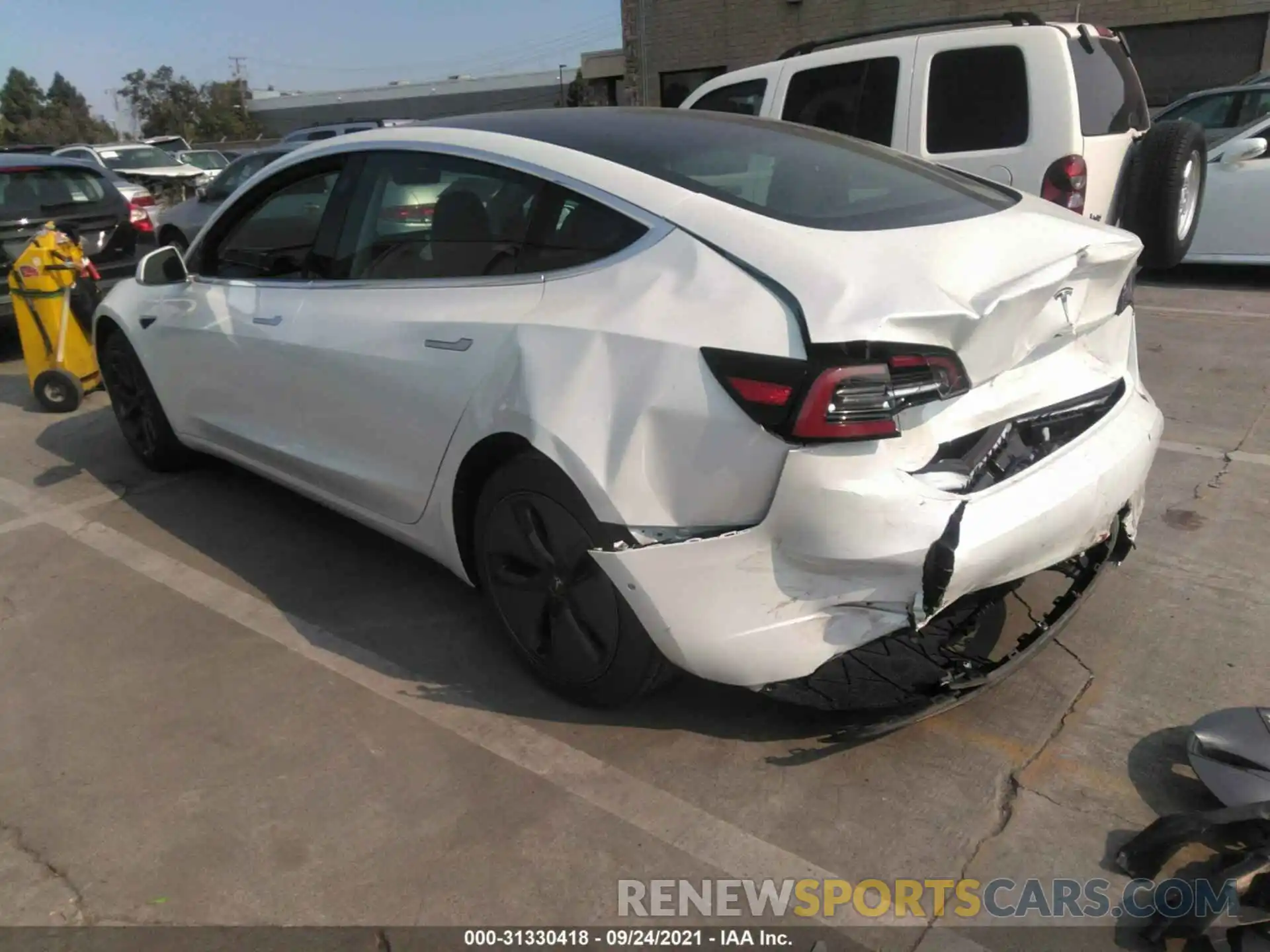 3 Photograph of a damaged car 5YJ3E1EA8LF597412 TESLA MODEL 3 2020