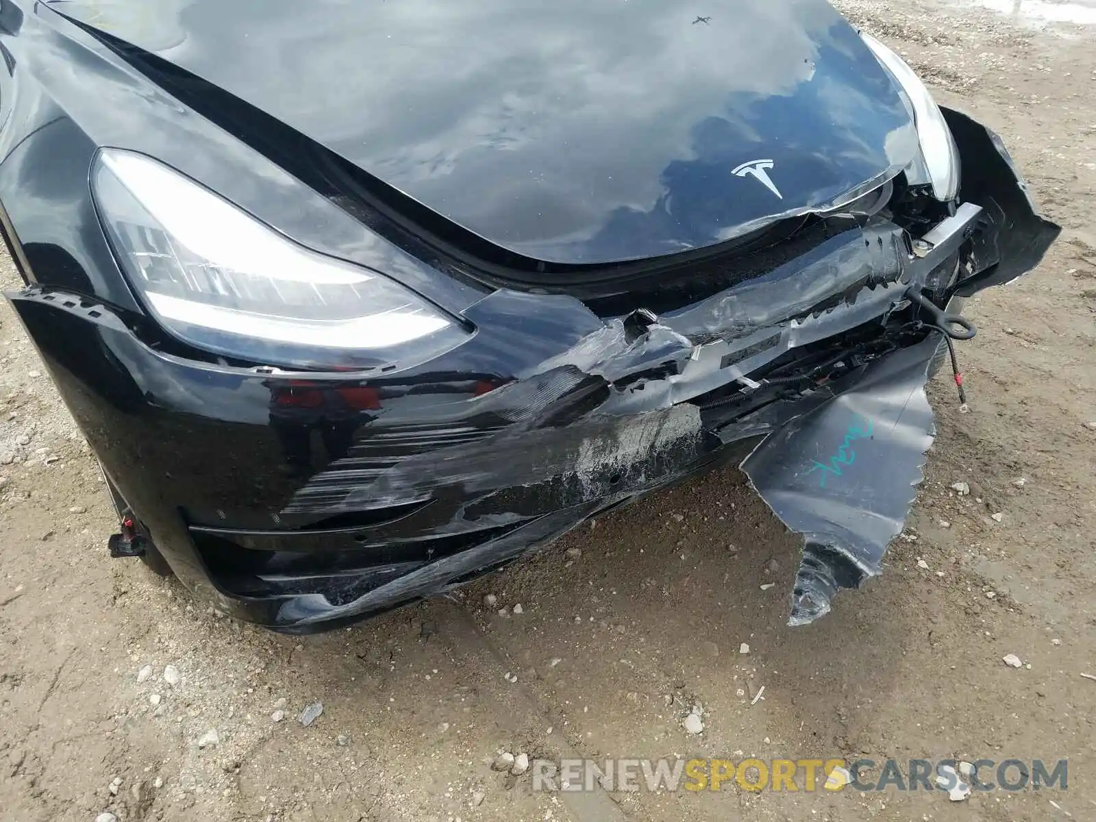 9 Photograph of a damaged car 5YJ3E1EA8LF598110 TESLA MODEL 3 2020