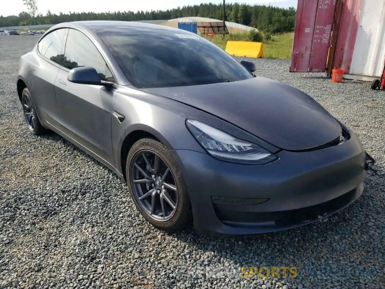 1 Photograph of a damaged car 5YJ3E1EA8LF614922 TESLA MODEL 3 2020