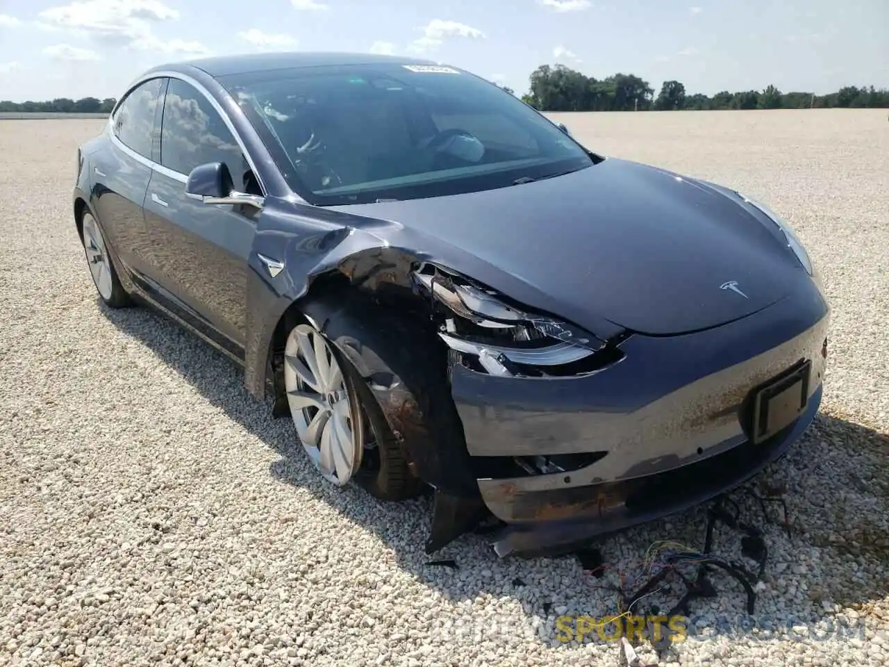 1 Photograph of a damaged car 5YJ3E1EA8LF616055 TESLA MODEL 3 2020