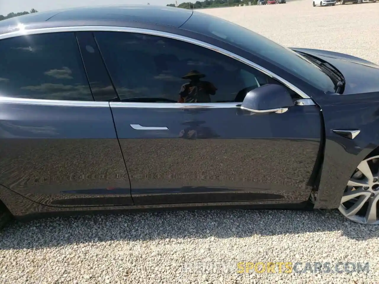 5 Photograph of a damaged car 5YJ3E1EA8LF616055 TESLA MODEL 3 2020