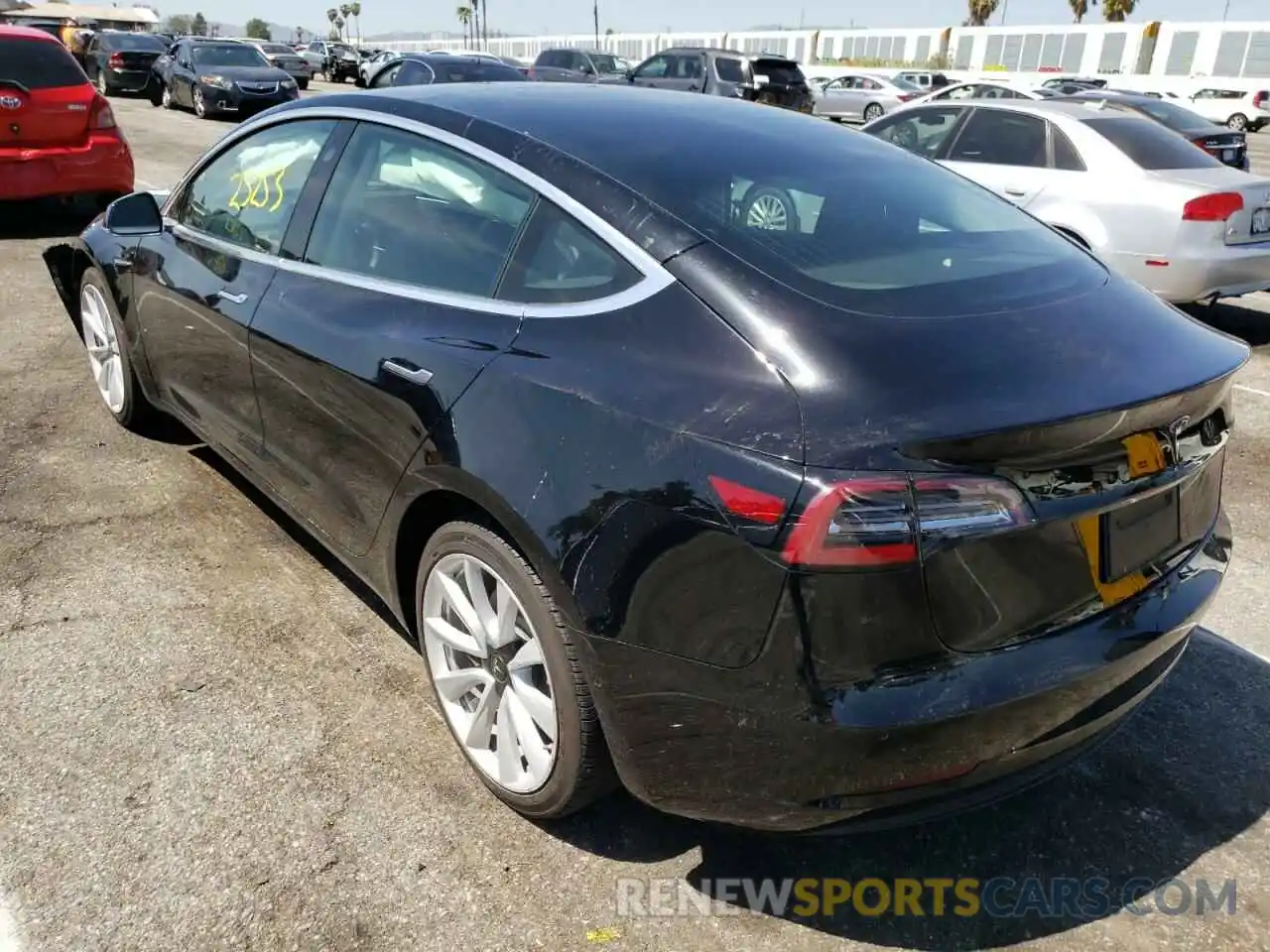 3 Photograph of a damaged car 5YJ3E1EA8LF629842 TESLA MODEL 3 2020