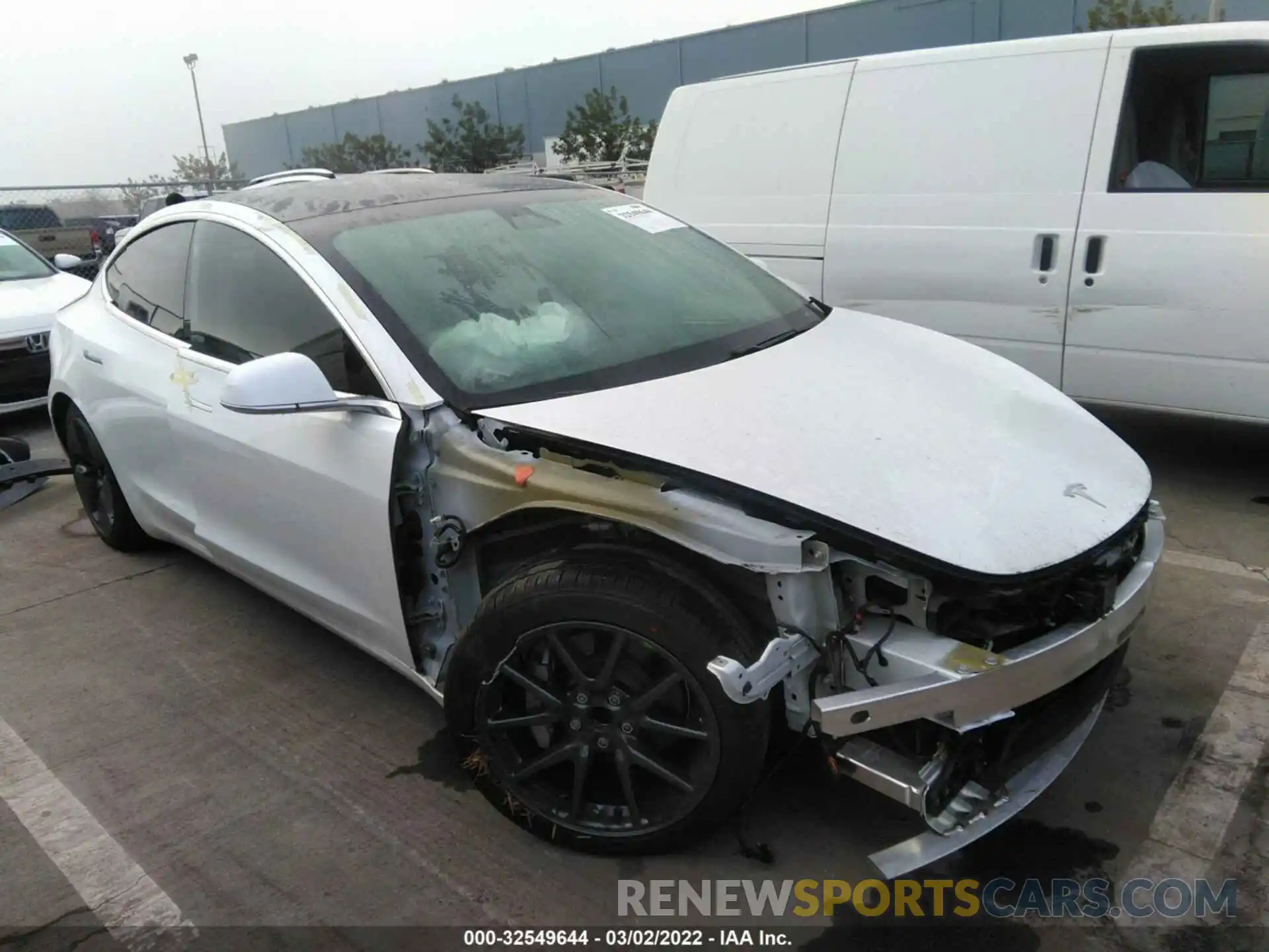 1 Photograph of a damaged car 5YJ3E1EA8LF631638 TESLA MODEL 3 2020