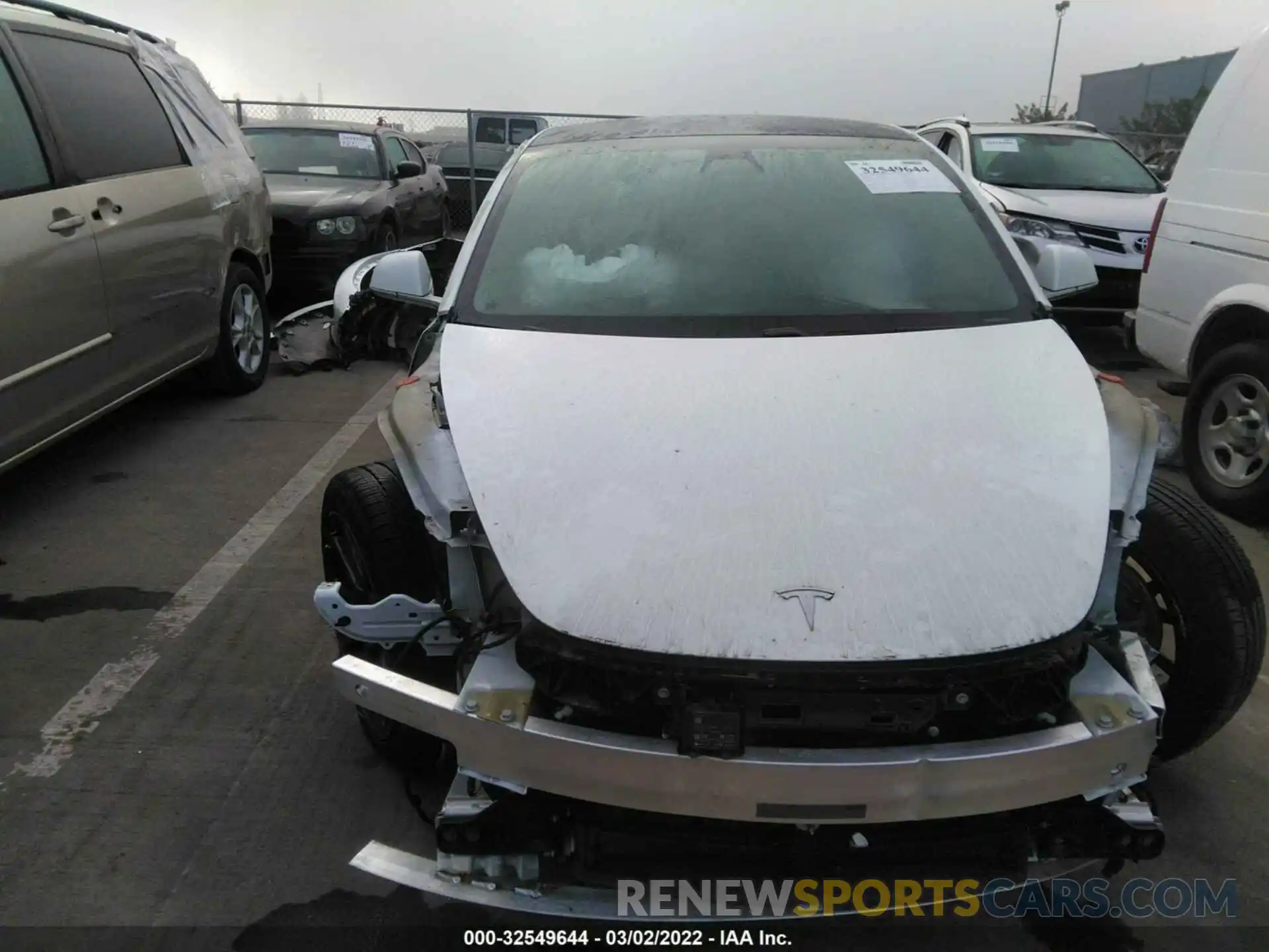 6 Photograph of a damaged car 5YJ3E1EA8LF631638 TESLA MODEL 3 2020