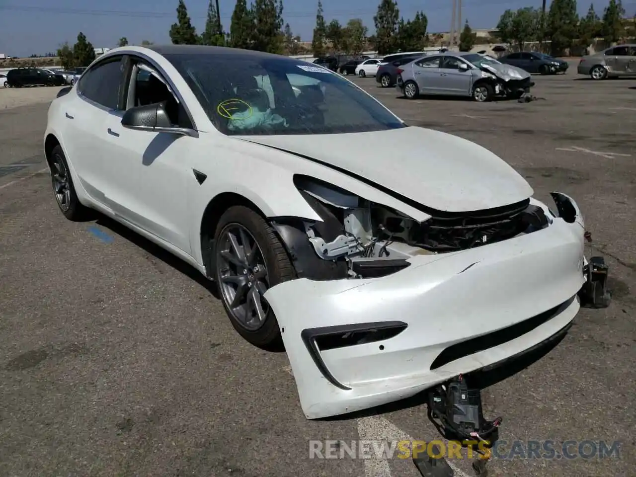 1 Photograph of a damaged car 5YJ3E1EA8LF631817 TESLA MODEL 3 2020