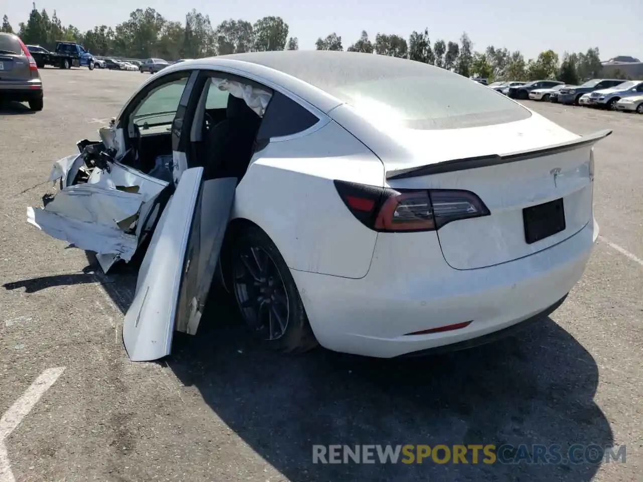 3 Photograph of a damaged car 5YJ3E1EA8LF631817 TESLA MODEL 3 2020