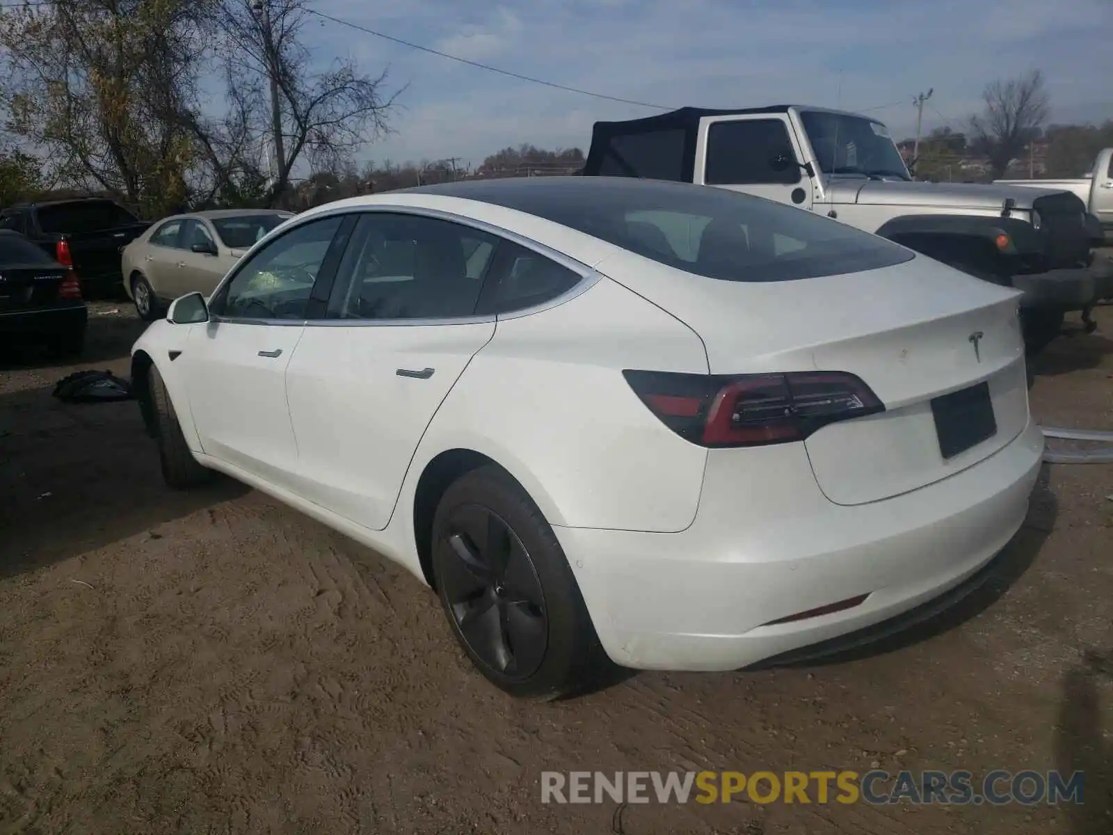 3 Photograph of a damaged car 5YJ3E1EA8LF632563 TESLA MODEL 3 2020