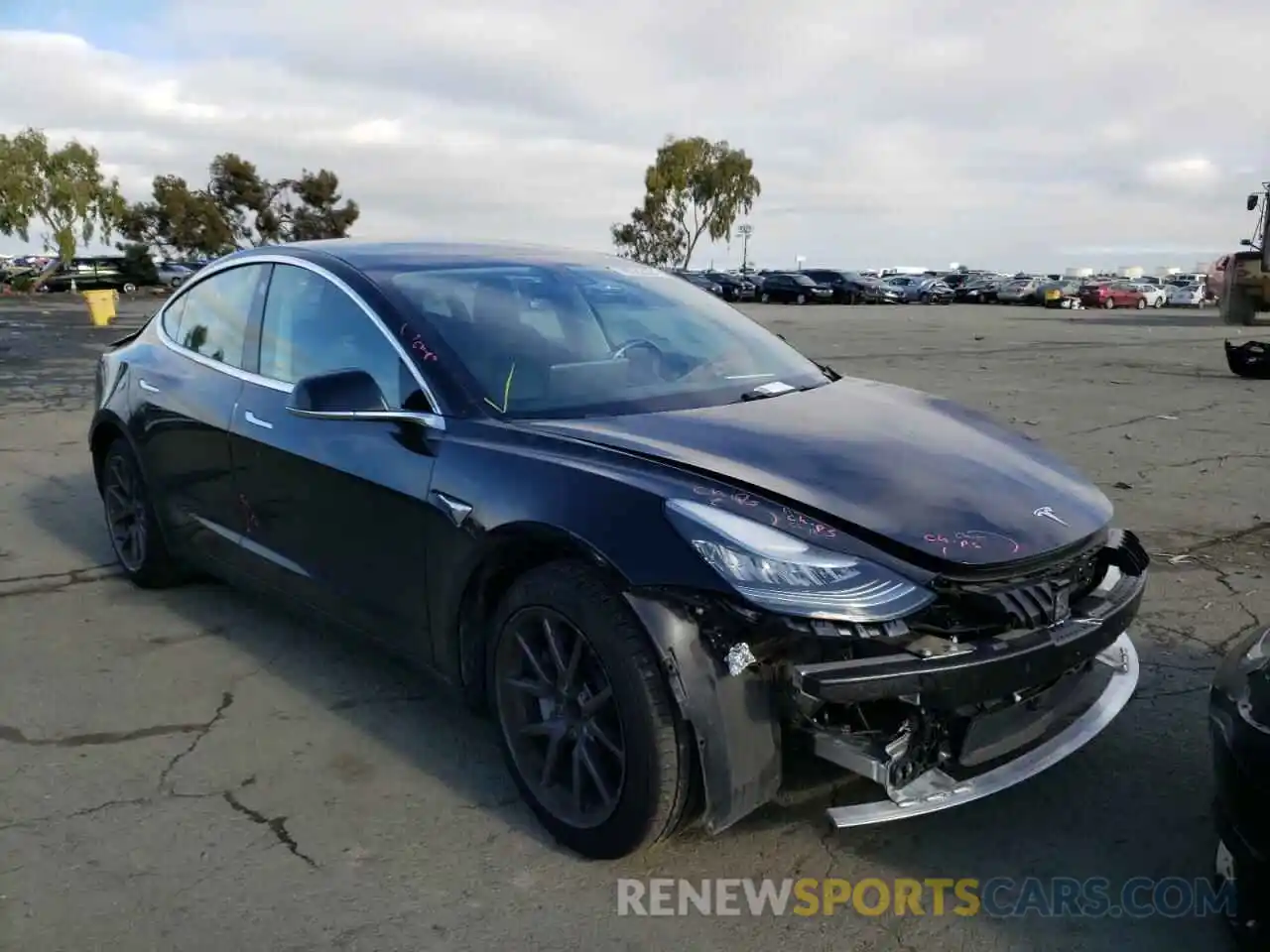 1 Photograph of a damaged car 5YJ3E1EA8LF643806 TESLA MODEL 3 2020