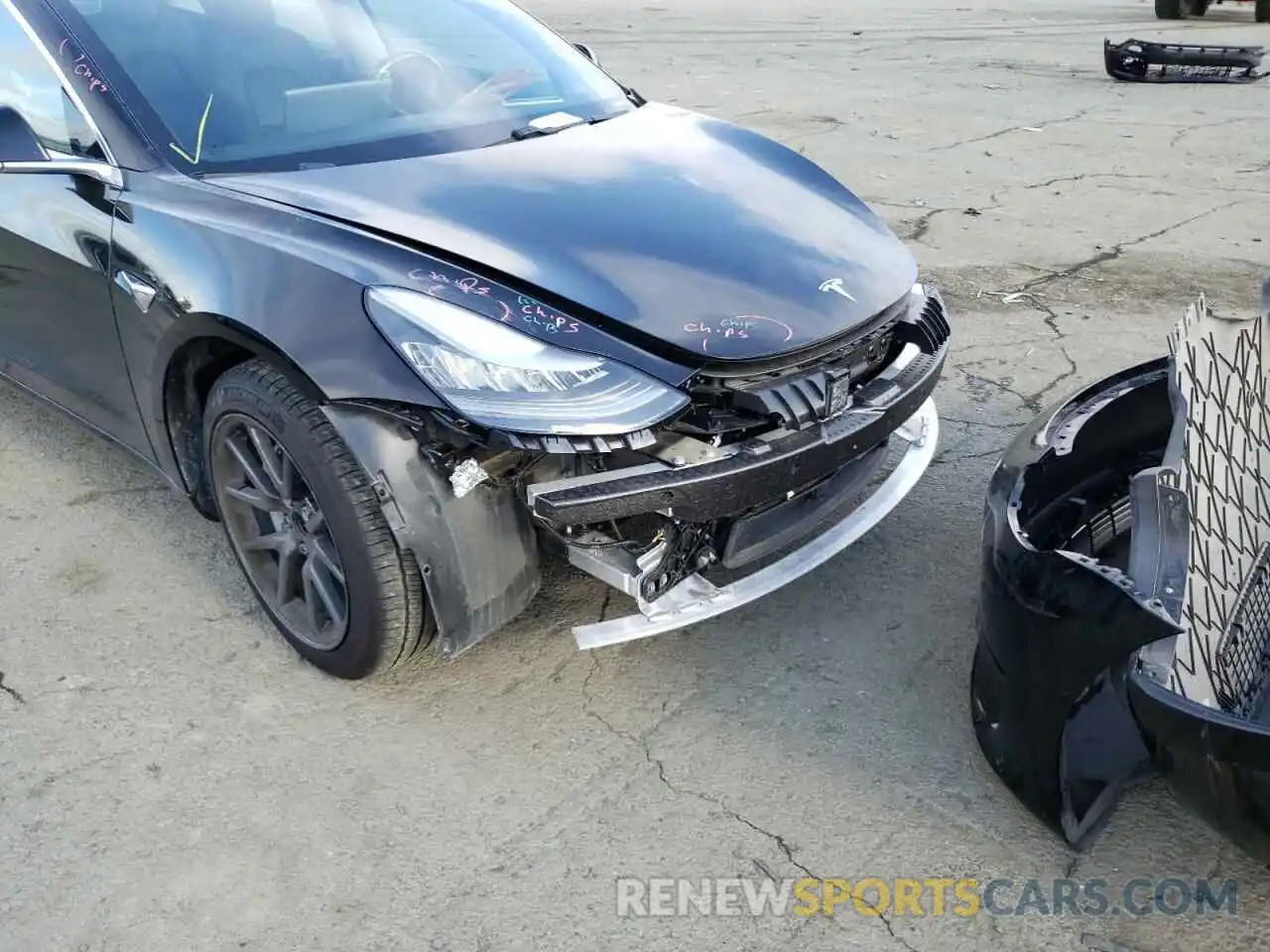 9 Photograph of a damaged car 5YJ3E1EA8LF643806 TESLA MODEL 3 2020