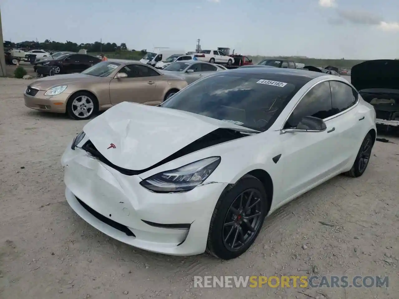 2 Photograph of a damaged car 5YJ3E1EA8LF645362 TESLA MODEL 3 2020