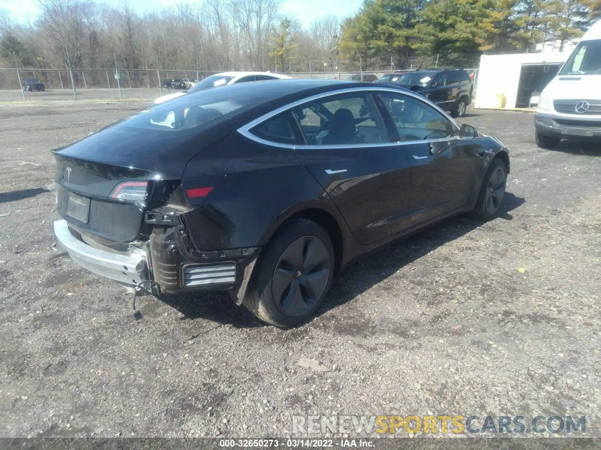 4 Фотография поврежденного автомобиля 5YJ3E1EA8LF657589 TESLA MODEL 3 2020