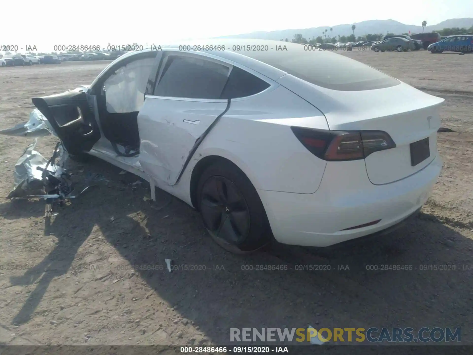 3 Photograph of a damaged car 5YJ3E1EA8LF660038 TESLA MODEL 3 2020