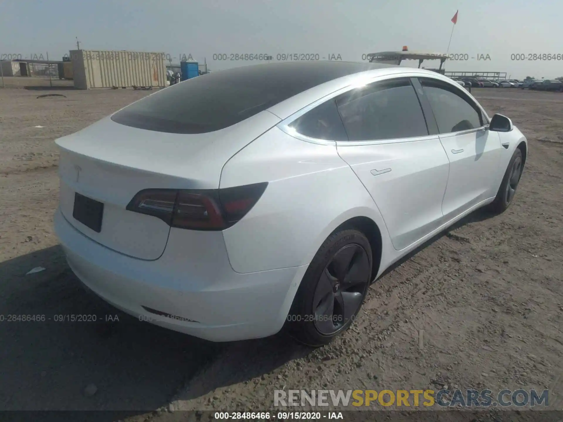 4 Фотография поврежденного автомобиля 5YJ3E1EA8LF660038 TESLA MODEL 3 2020