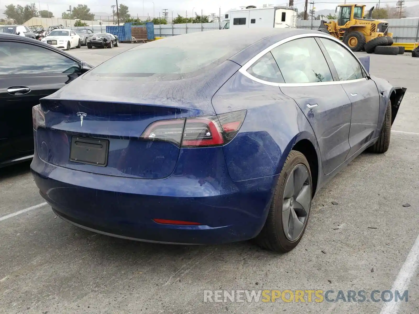 4 Photograph of a damaged car 5YJ3E1EA8LF662419 TESLA MODEL 3 2020