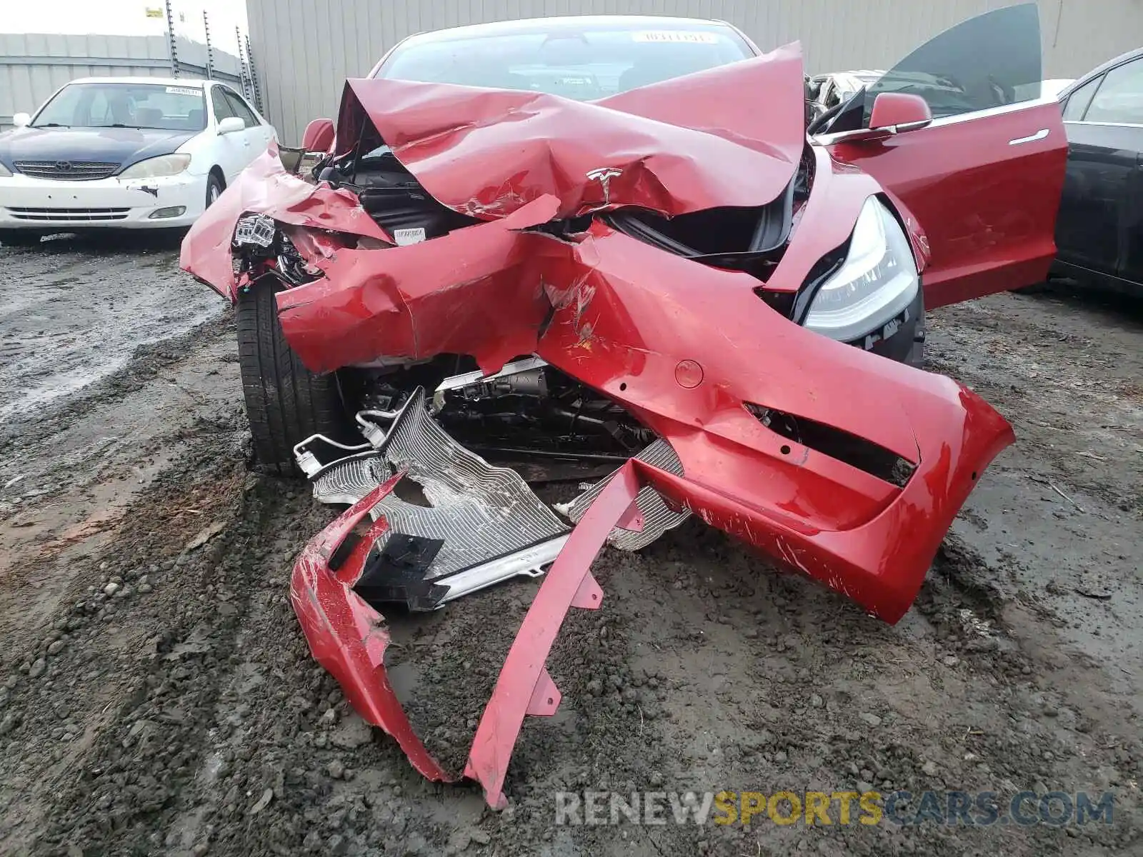 7 Photograph of a damaged car 5YJ3E1EA8LF705690 TESLA MODEL 3 2020