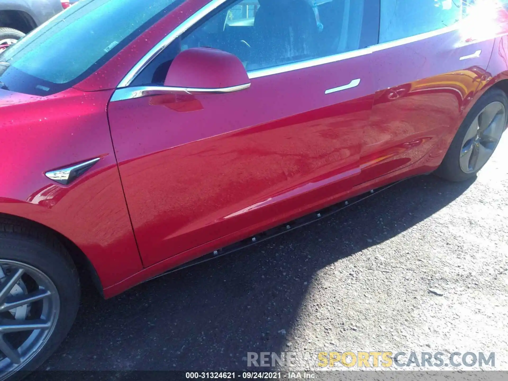 6 Photograph of a damaged car 5YJ3E1EA8LF718715 TESLA MODEL 3 2020